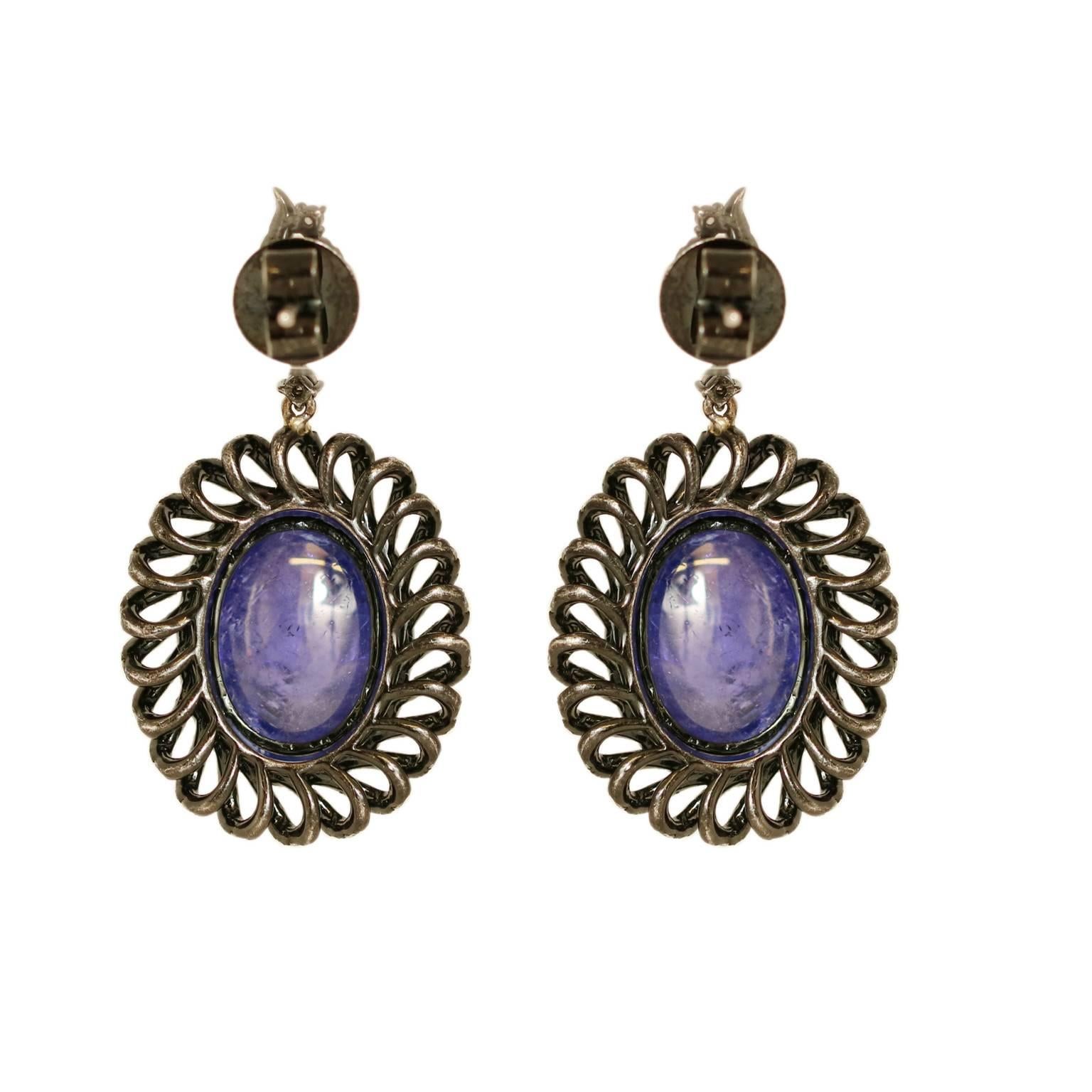 Tanzanite Diamond Drop Earring In New Condition For Sale In New York, NY