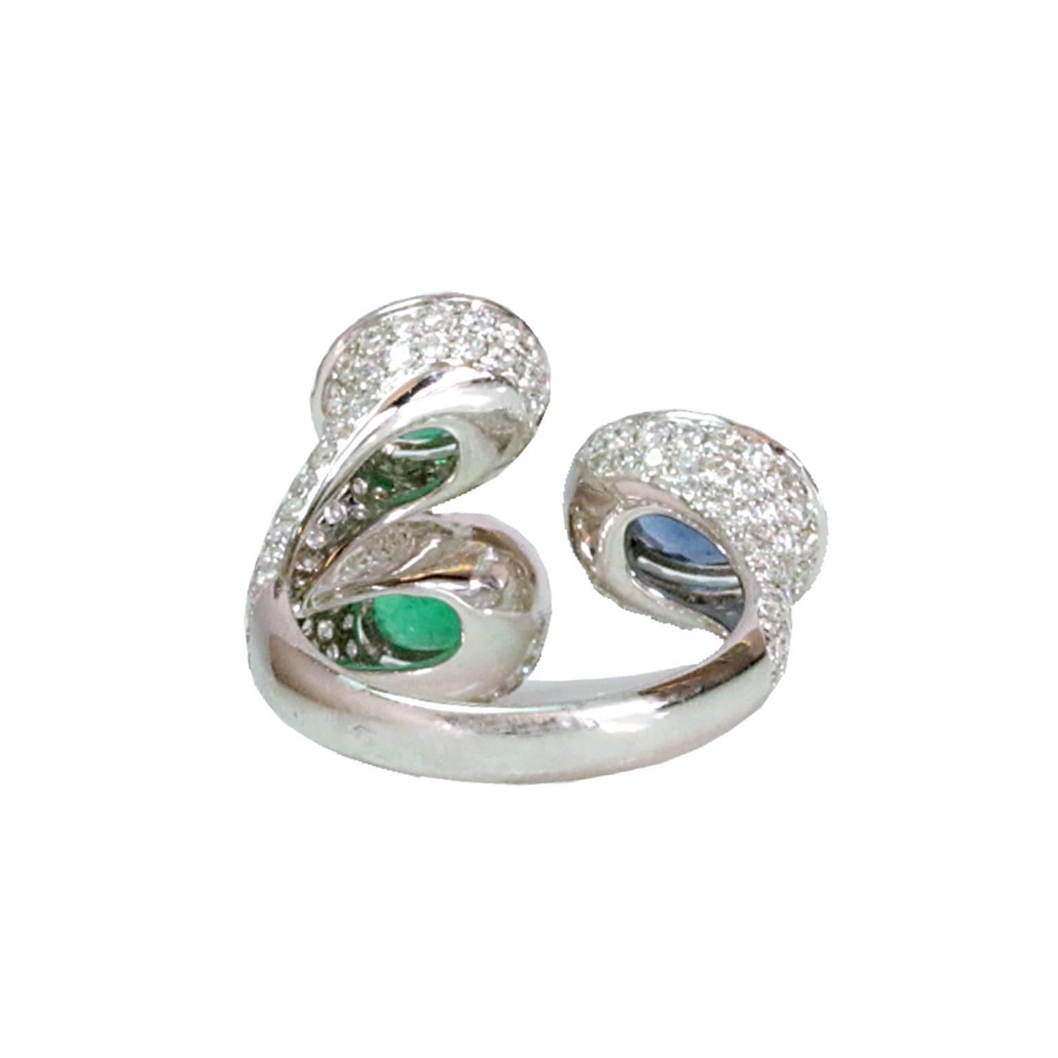 Women's Blue Sapphire Emerald Diamond Ring For Sale