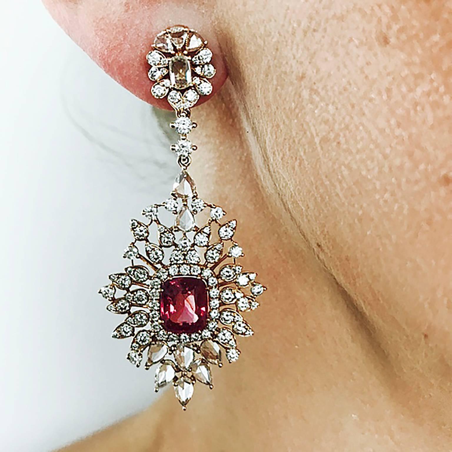 Spinel Diamond Starburst Chandelier Earrings In New Condition For Sale In New York, NY