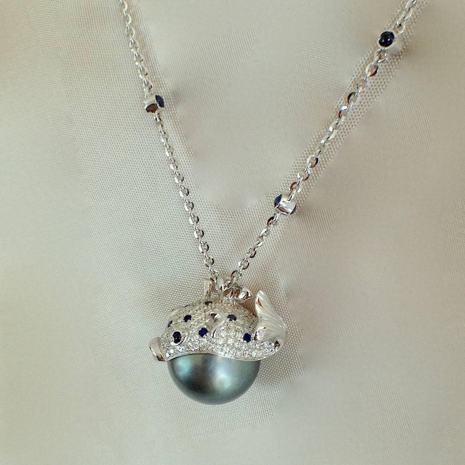 Pendant/Necklace Puffer Fish White Diamond Blue Sapphire Tahiti Pearl 18Kt Gold  5
