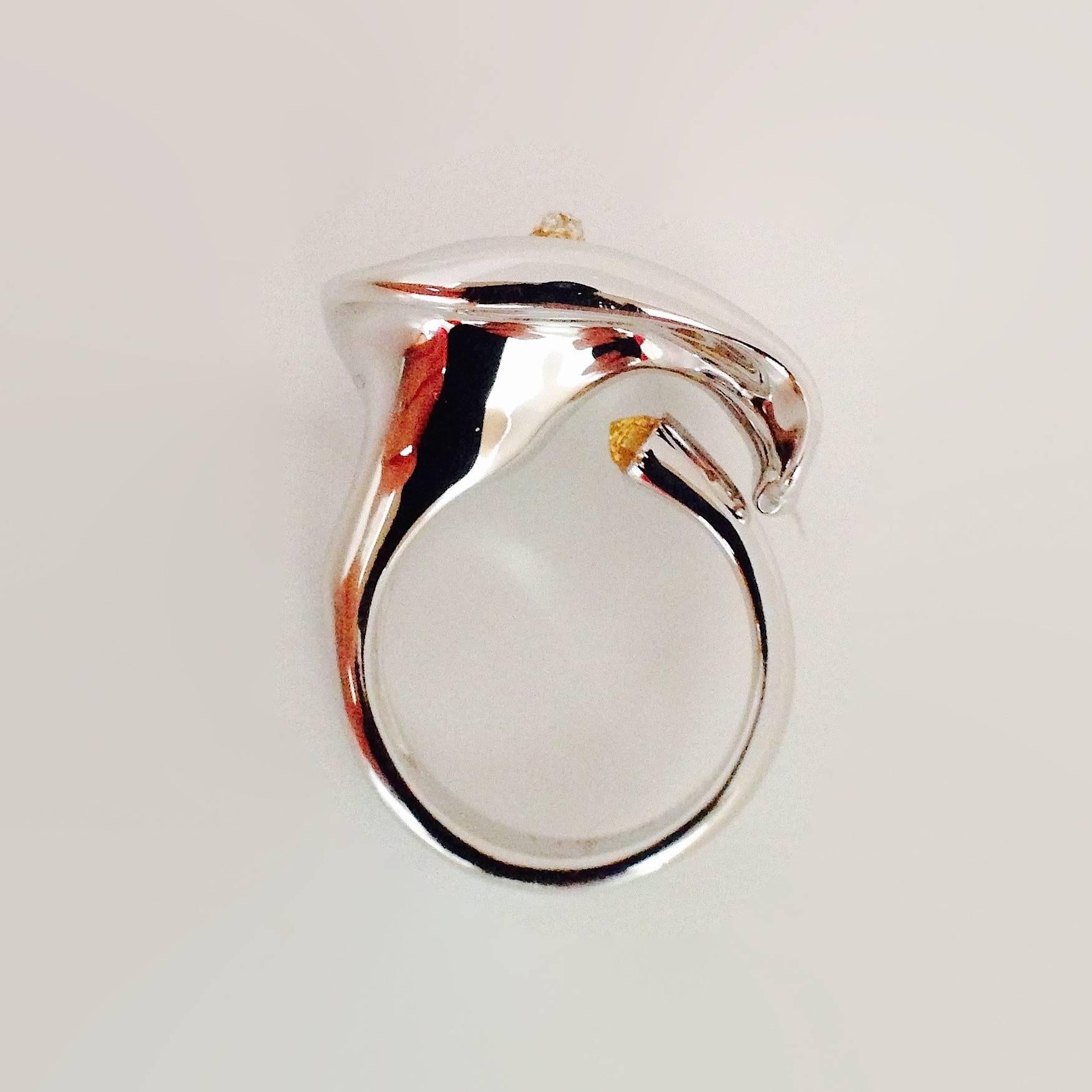 Contemporary Petronilla Calla White Diamond Yellow Sapphire 18Kt Gold Ring Italian Style