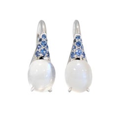 Italian Gemstone Blue Sapphire Moonstone 18 Karat White Gold Drop Hoop Earrings 