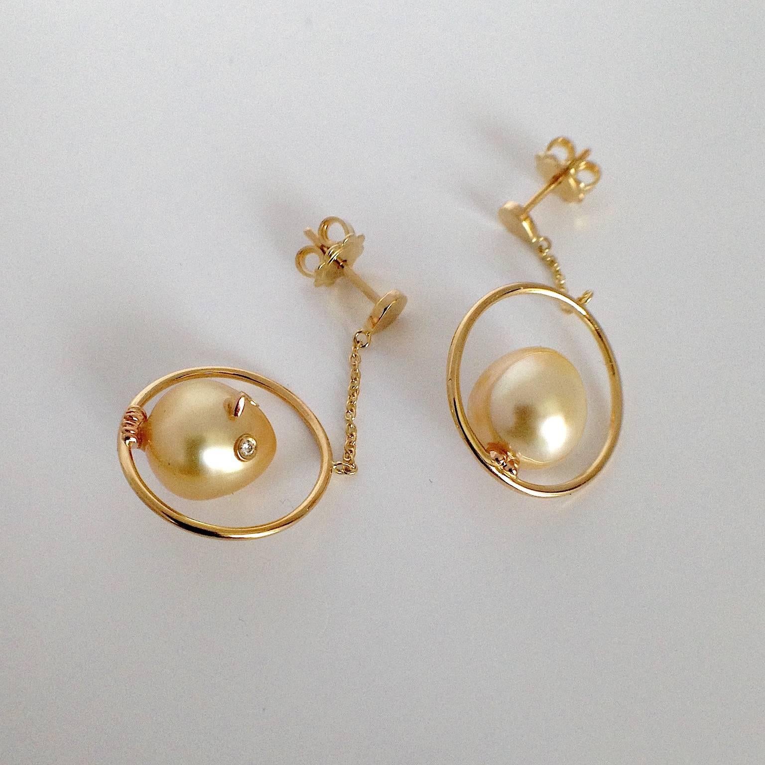 Bird Diamond South Sea Oval Pearl 18Kt Gold Drop Dangle Earrings Made in Italy 2