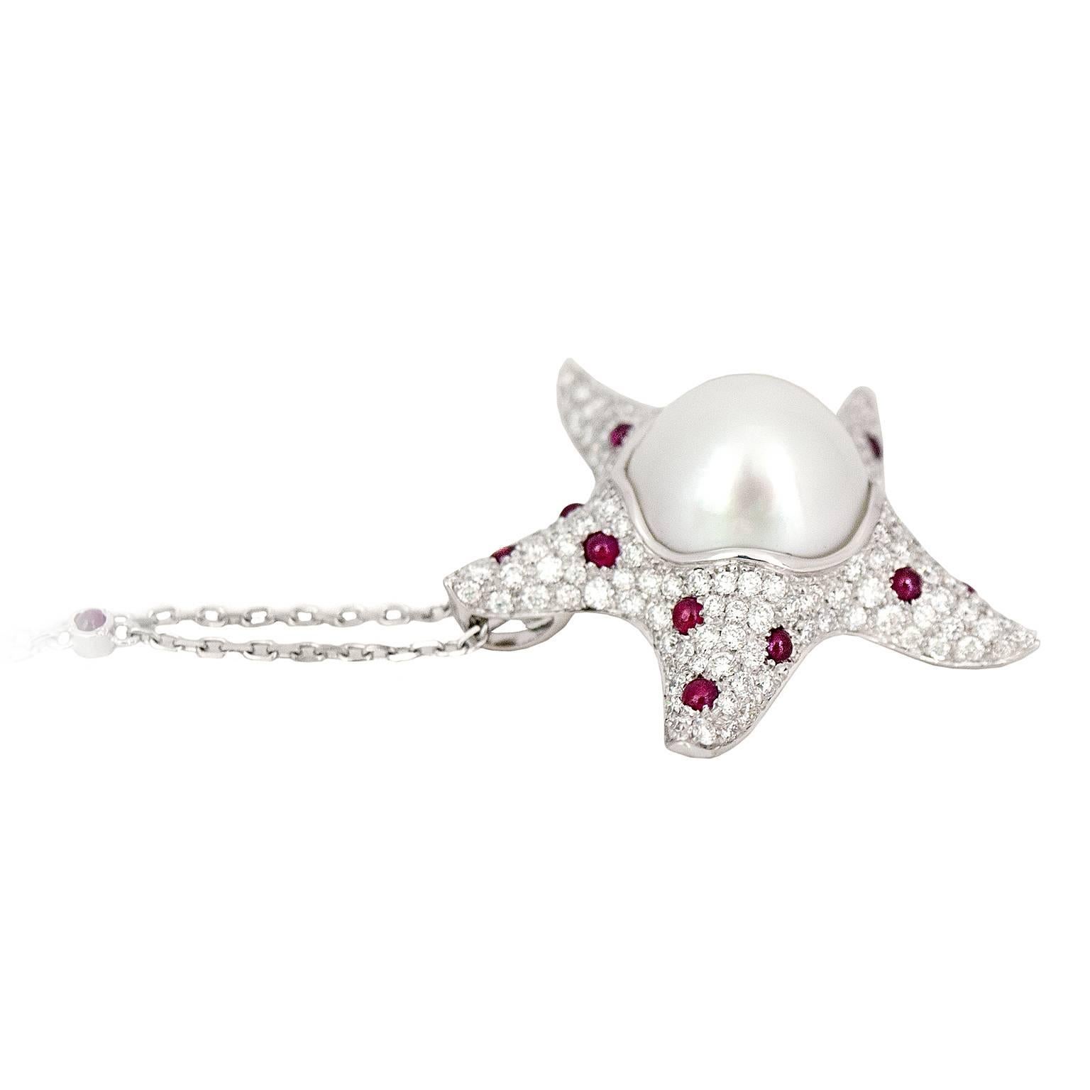 Round Cut Starfish White Diamond Ruby Australian Pearl 18Kt Gold Pendant/Necklace 