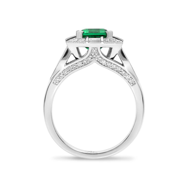 Art Deco Emerald and Diamonds Gold Ring at 1stDibs