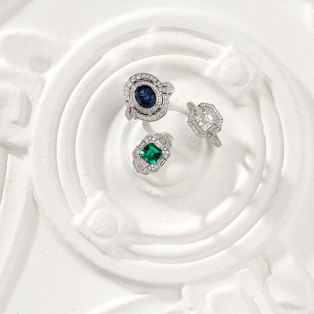 Emerald Cut 1.70 Carat Emerald and 18 Carat White Gold Diamond Art Deco Ring For Sale