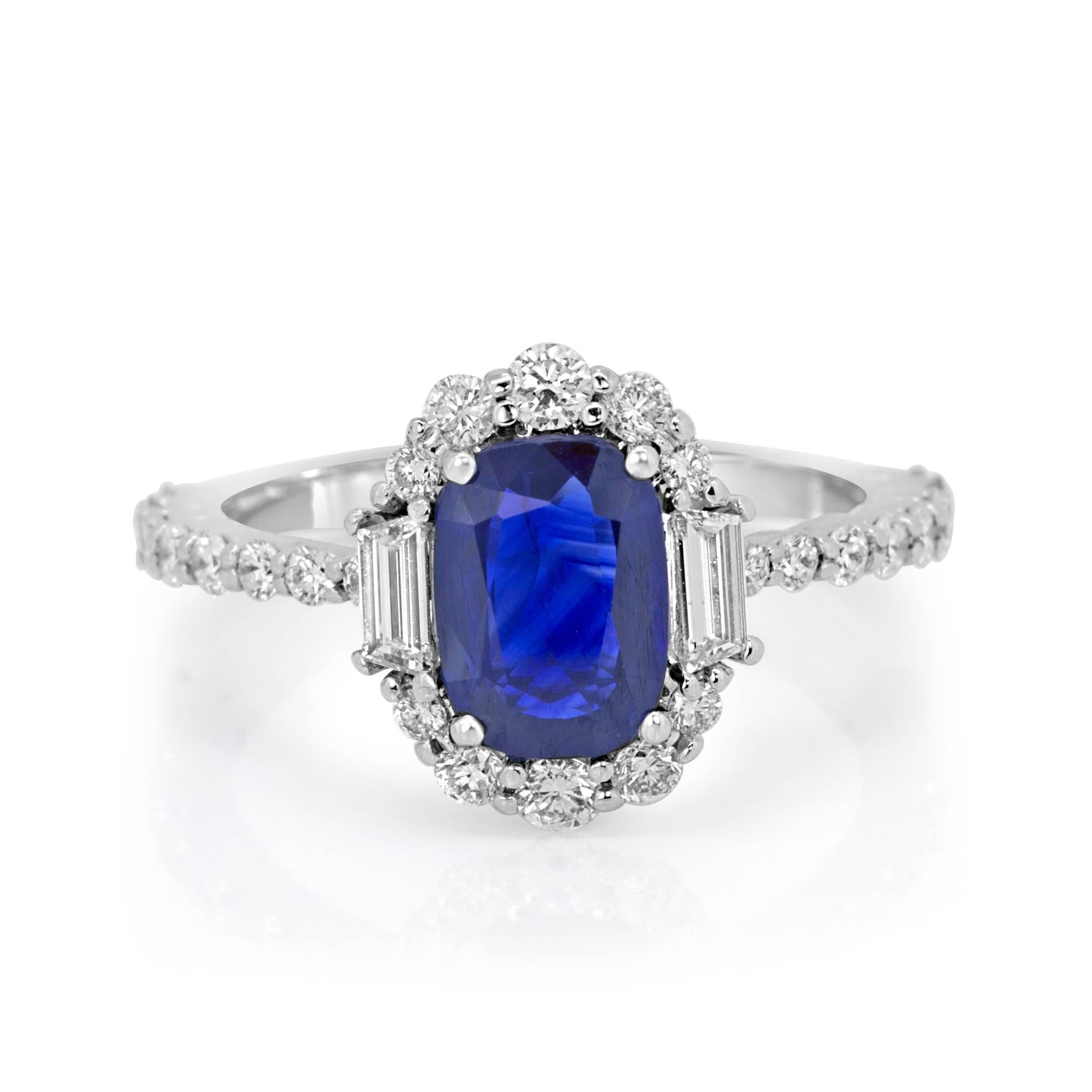1.43 Carat Sapphire Cushion Diamond Gold Ring In Excellent Condition In NEW YORK, NY
