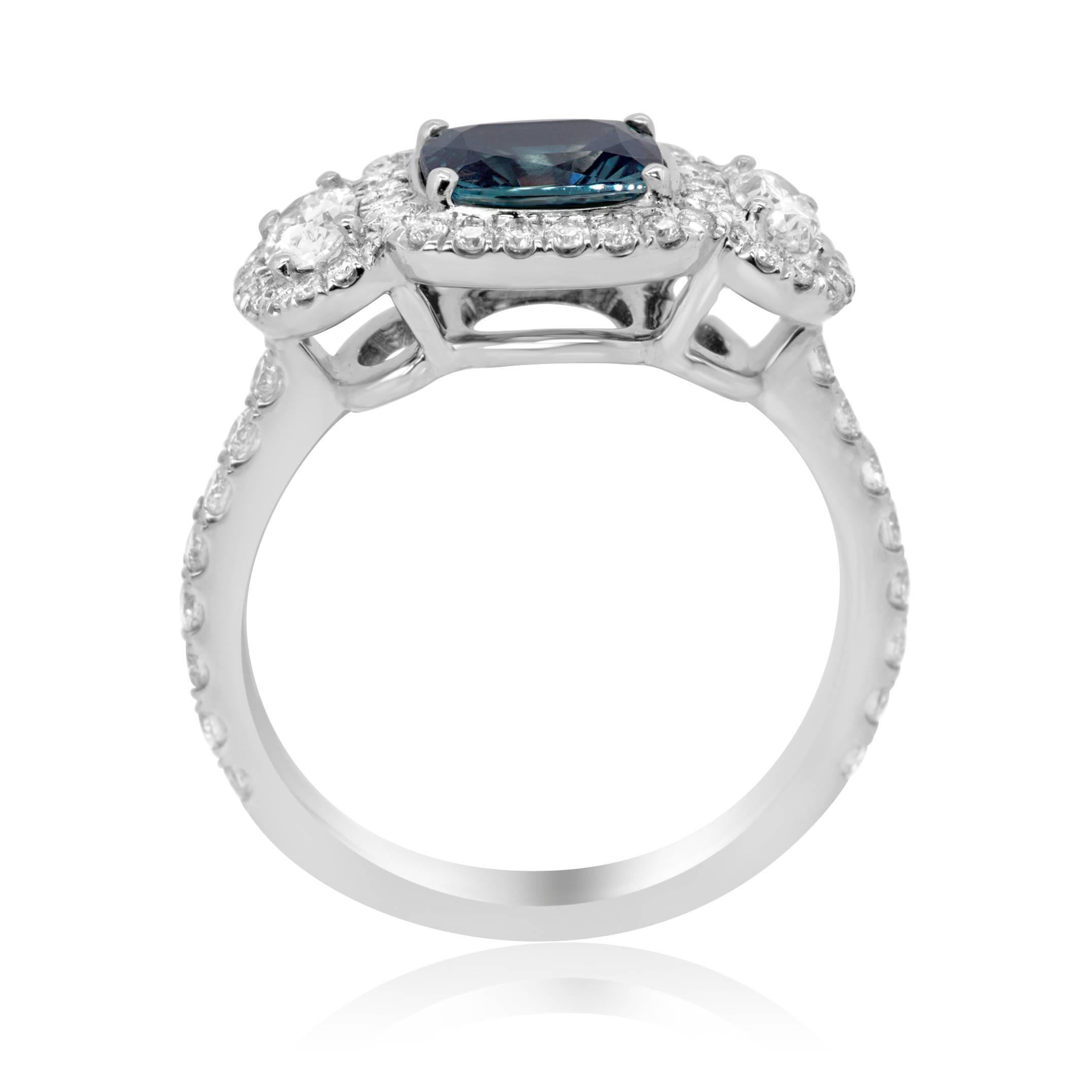 Women's GIA Certified 0.90 Carat Alexandrite Cushion Three stone Diamond Halo Gold Ring