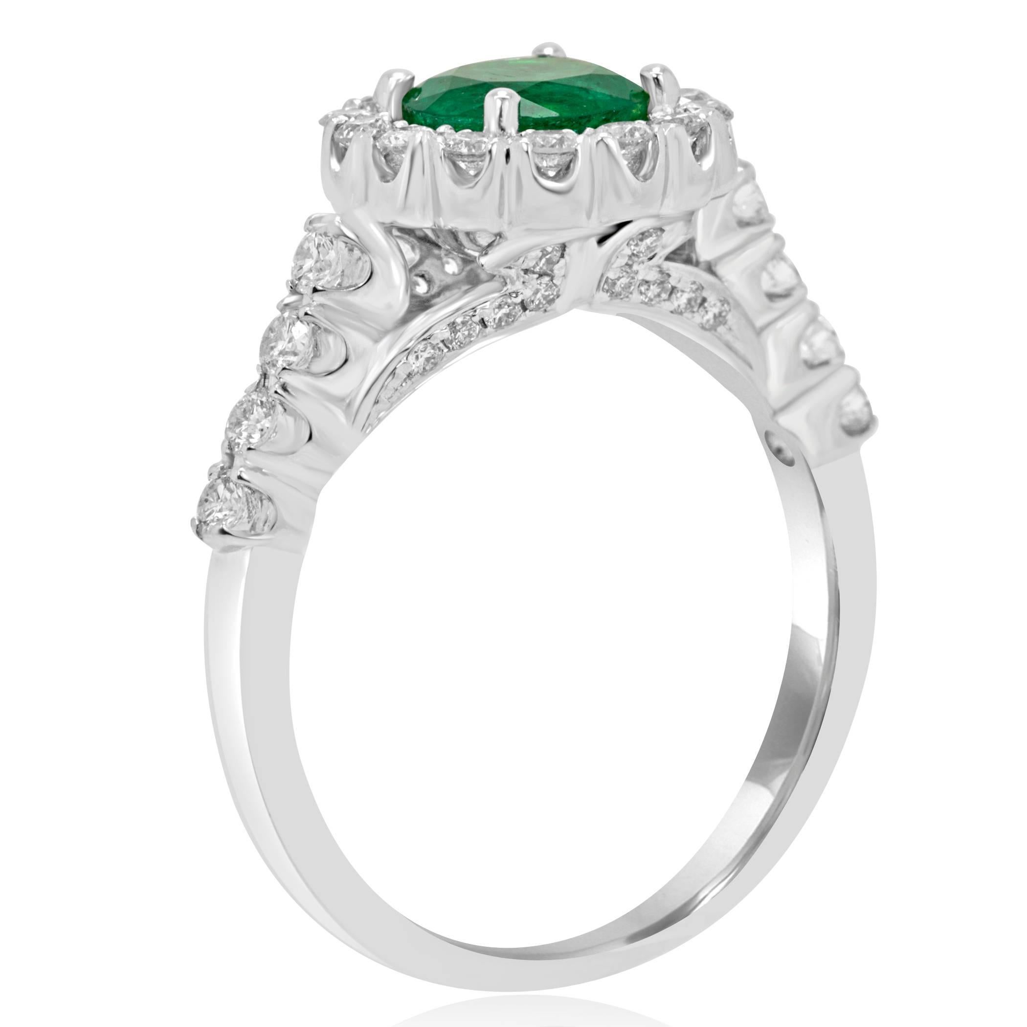 Emerald Round Diamond Halo White Gold Bridal Fashion Cocktail Ring In Excellent Condition In NEW YORK, NY