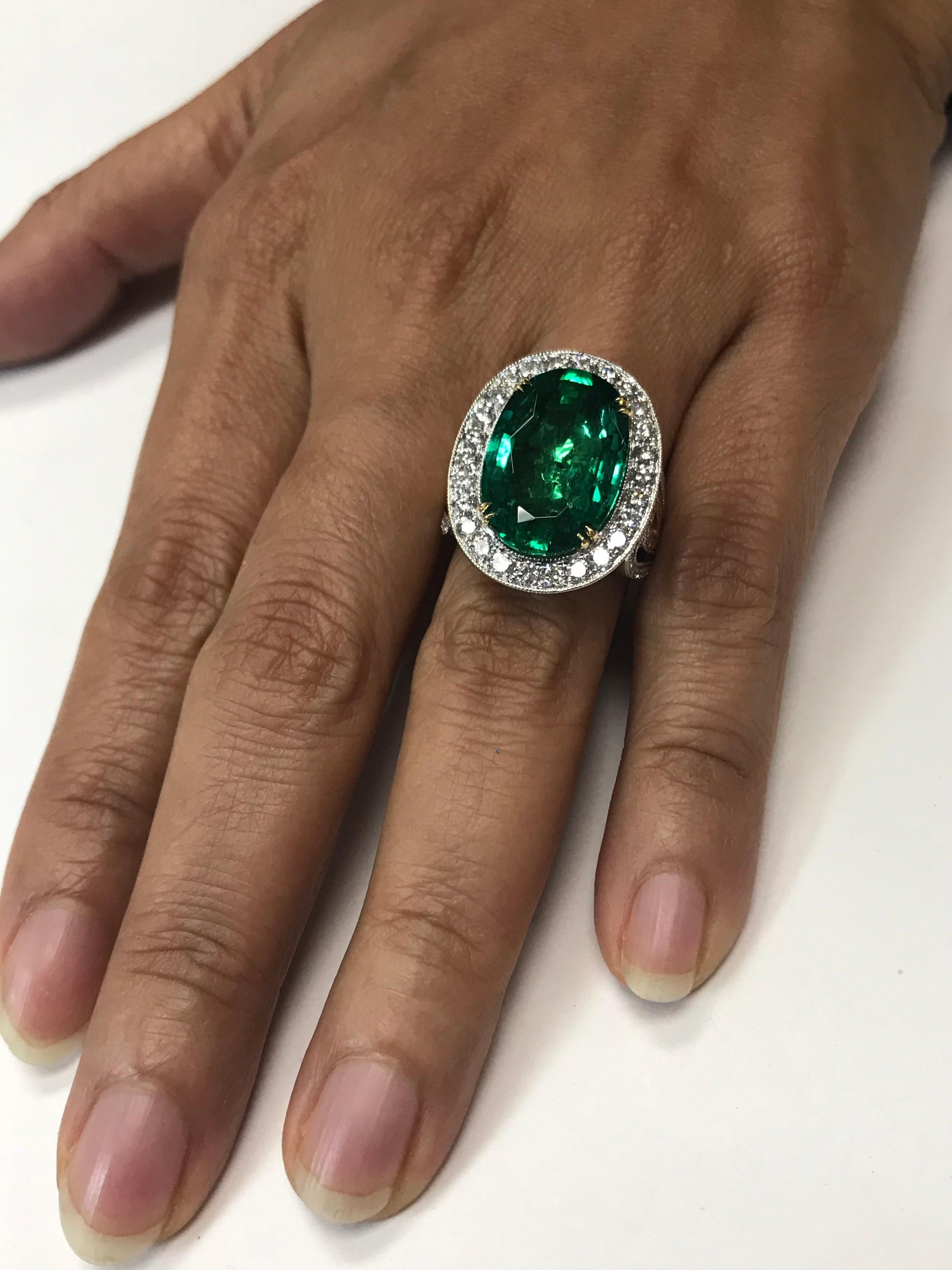 GIA Certified 9.01 Carat Oval Emerald Diamond Two Color Gold Ring 8