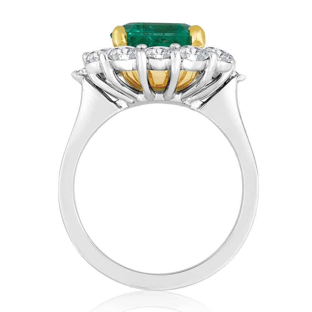 GIA Certified 5.33 Carat Columbian Emerald Diamond Two Color Gold Cocktail Ring In New Condition In NEW YORK, NY