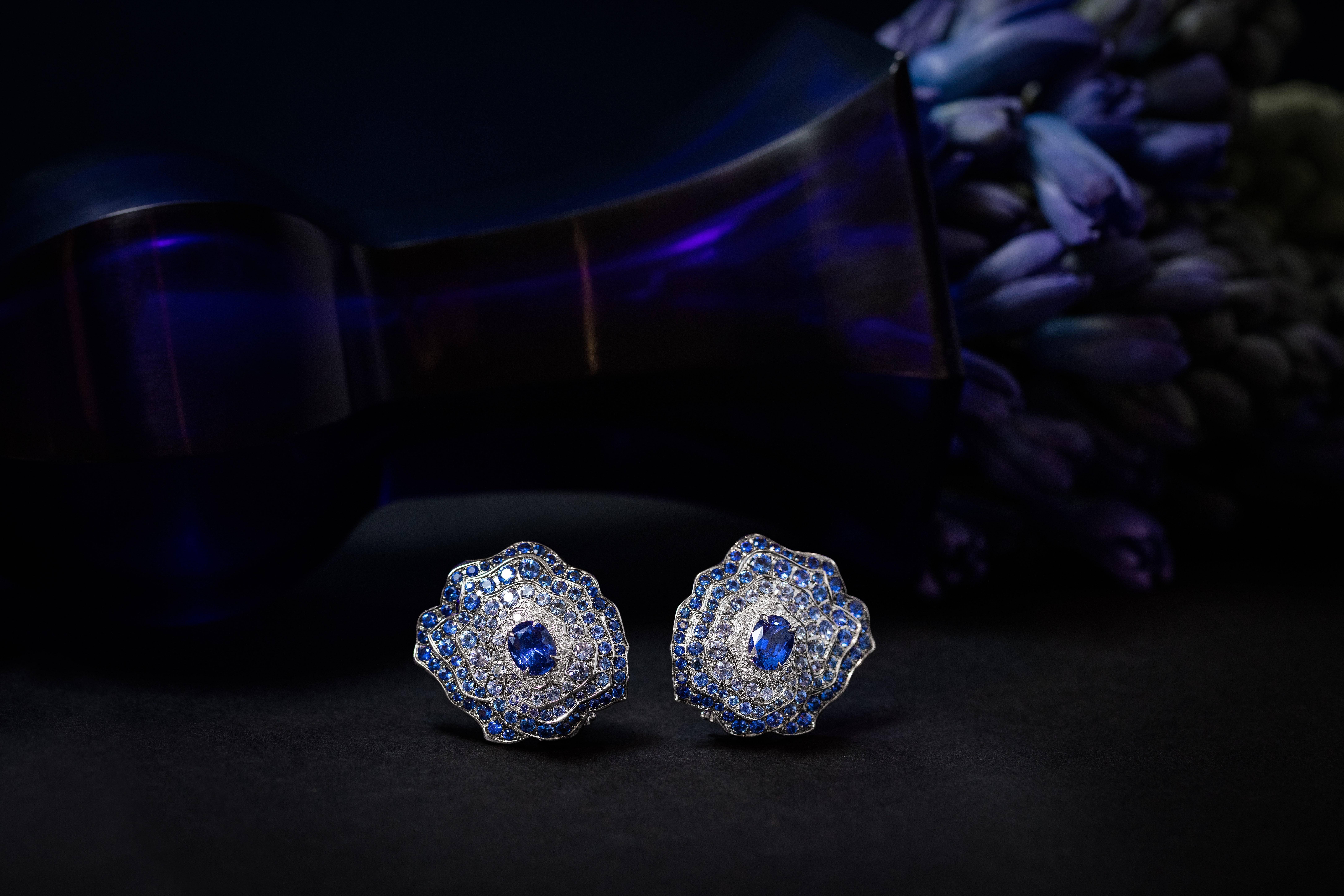 Vanleles Diamond Blue Sapphire Detachable Enchanted Garden Earrings In New Condition In Mayfair, London, GB