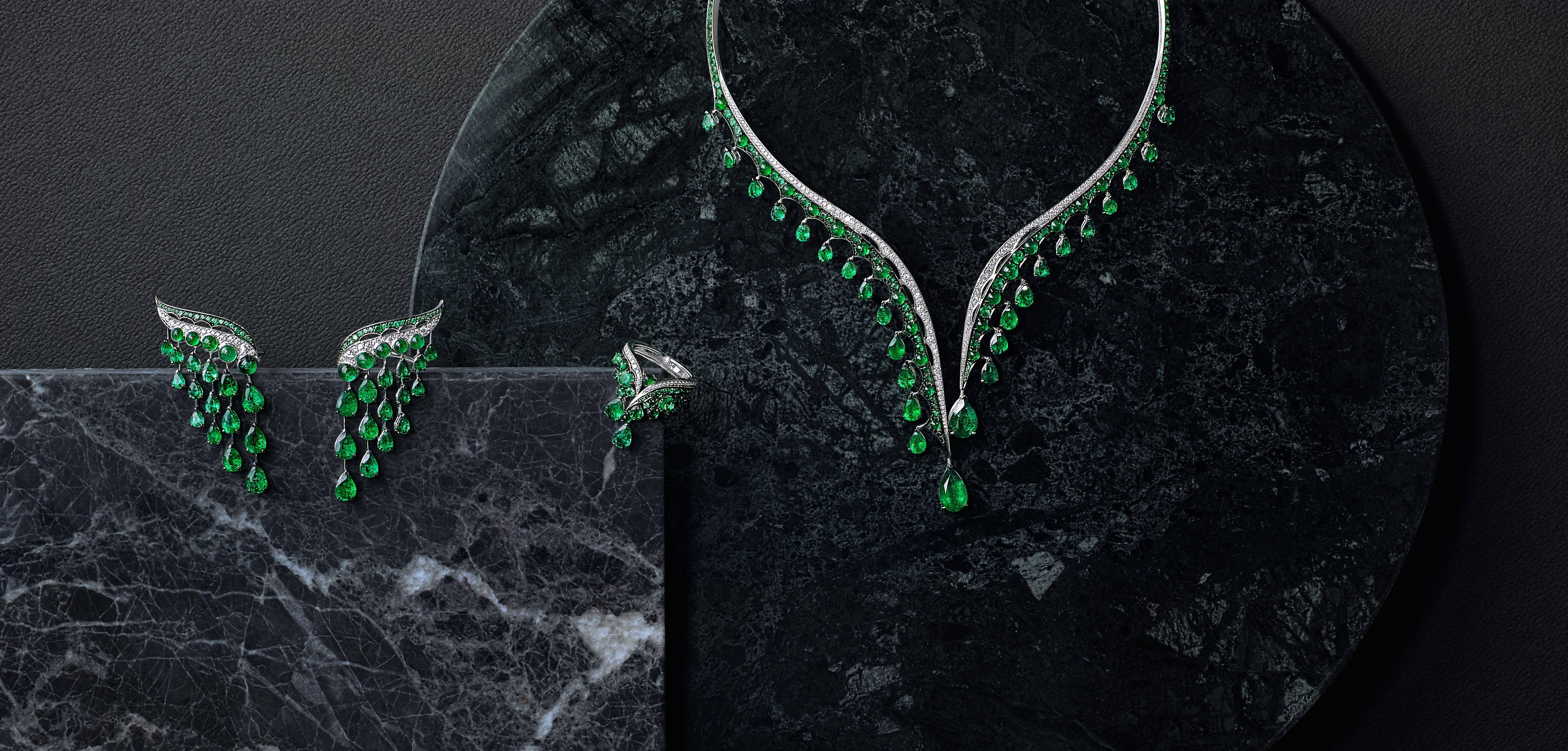 Ethically Sourced Emeralds Cocktail Ring, in 18K White Gold and White Diamonds 1