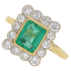 Emerald Diamond Cluster Engagement Ring in Gold 9