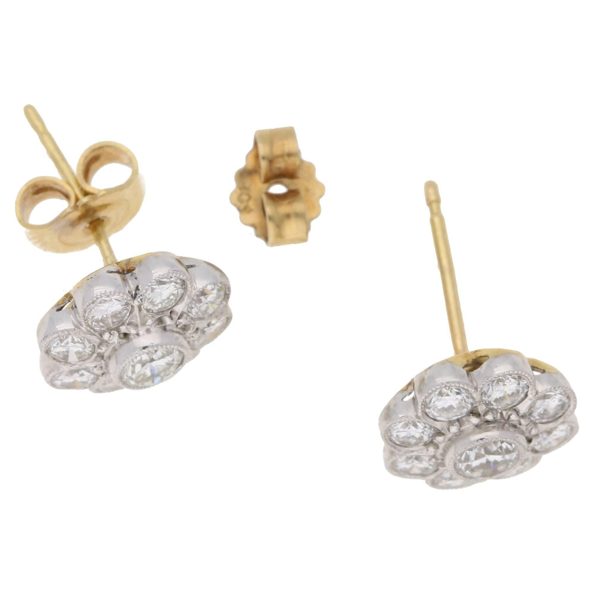 Vintage Diamond Cluster Stud Earrings in Gold In Excellent Condition In London, GB