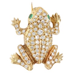 Vintage Frog Diamond and Emerald Brooch in Yellow Gold
