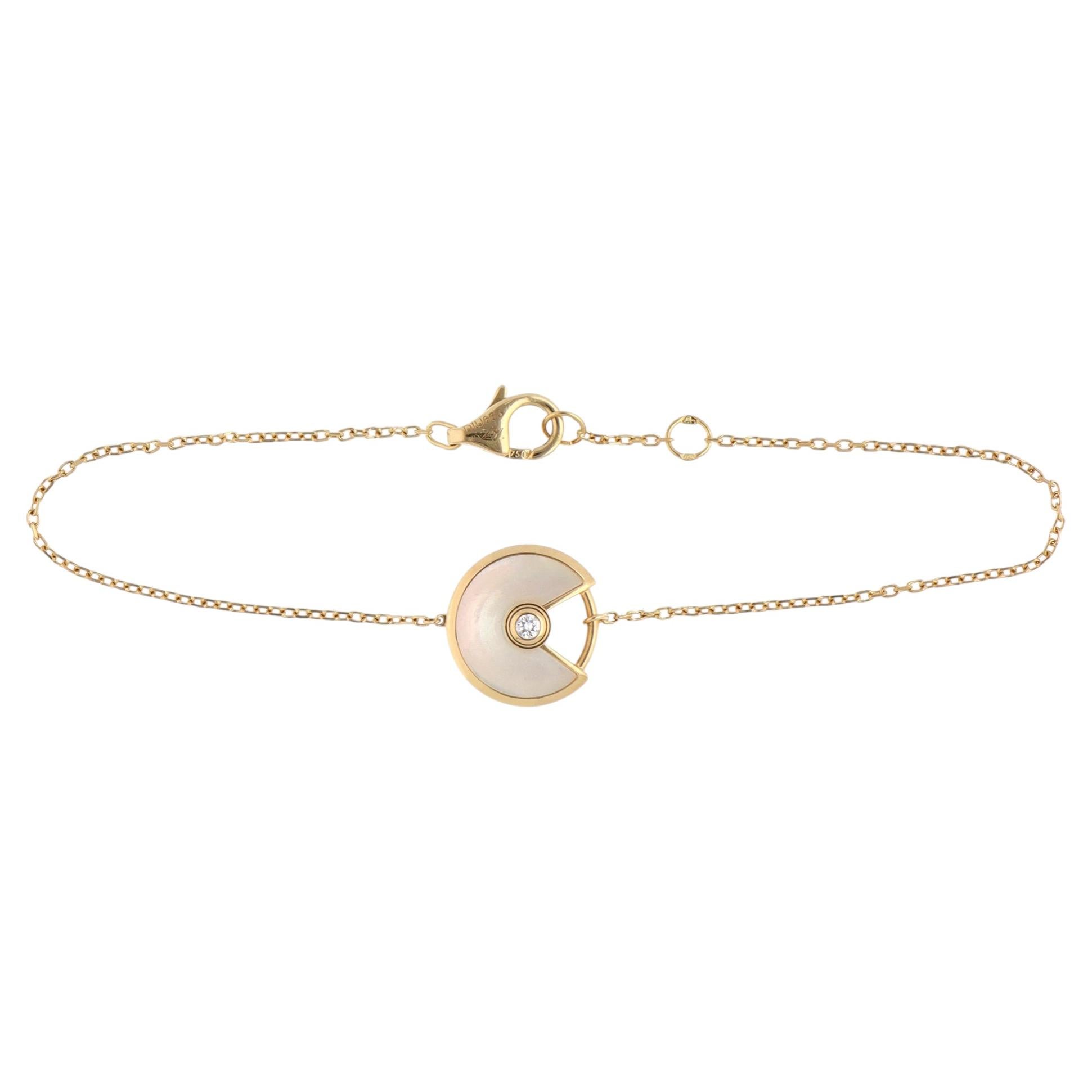 Vintage Amulette de Cartier XS Shell and Diamond Bracelet For Sale