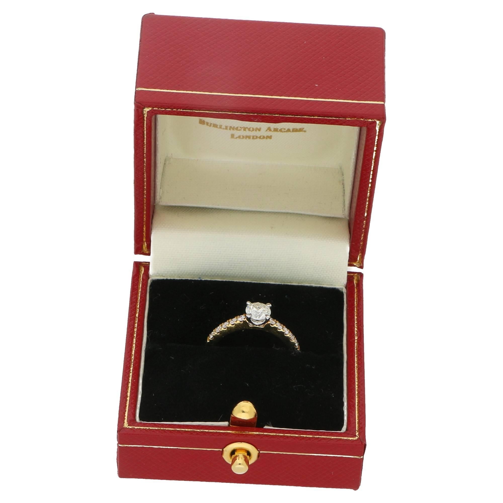 0.49 Carat Single Stone Diamond Gold Ring In New Condition In London, GB