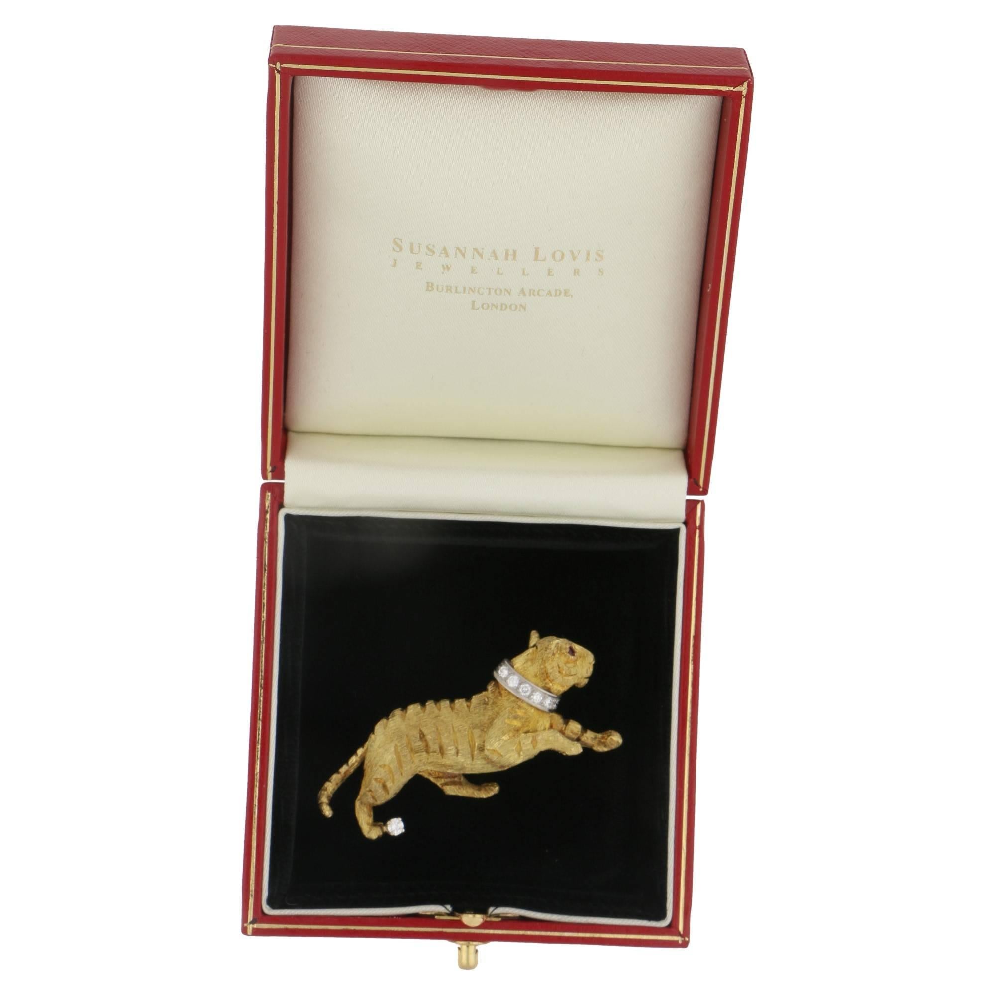 Women's or Men's 1980s 18 Carat Gold Diamond Ruby Tiger Brooch