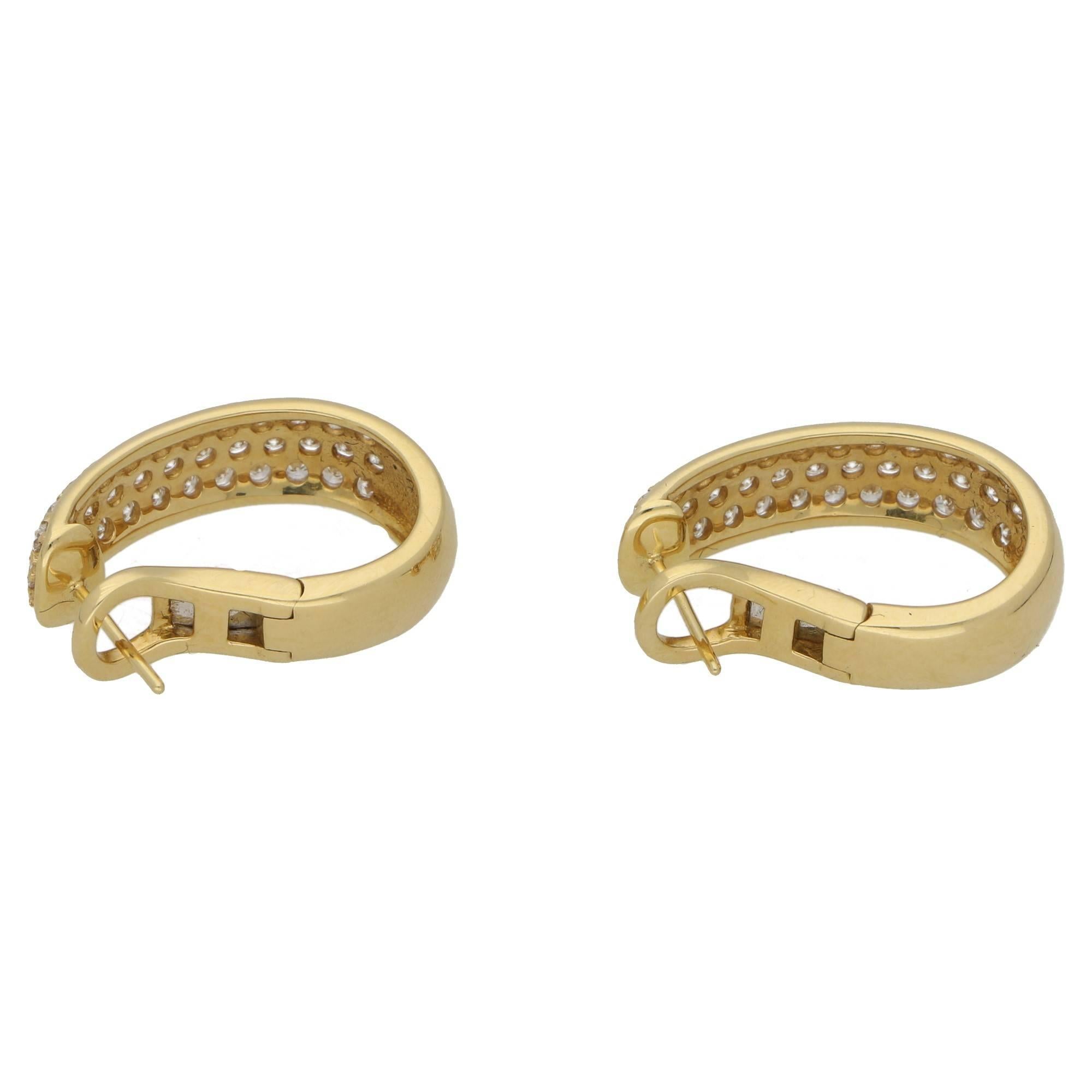 Triple Row Diamond Hoop Earrings in 18 Karat Gold 1.50cts In New Condition In London, GB