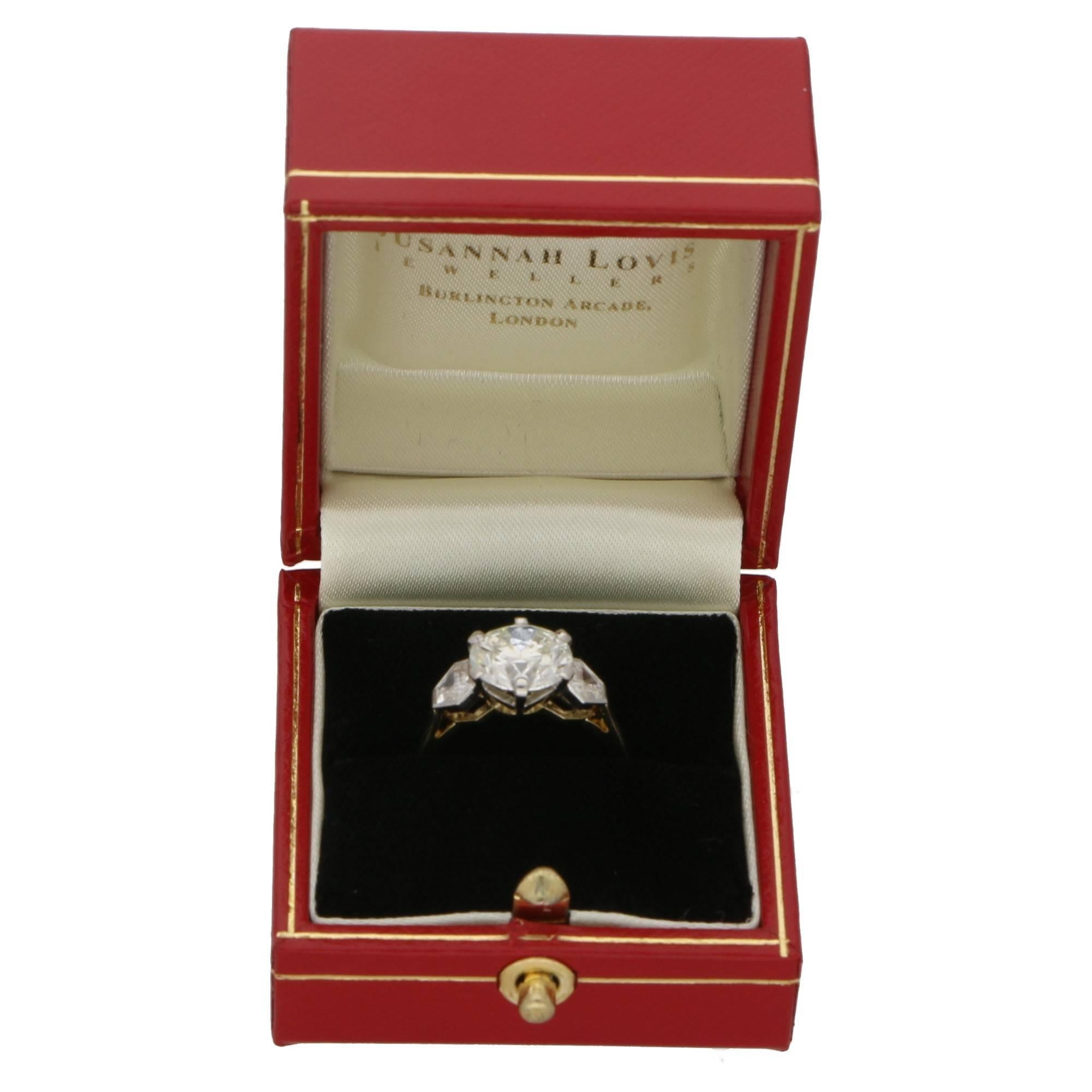 Round Cut Three-Stone Round Brilliant Cut Diamond Engagement Ring 