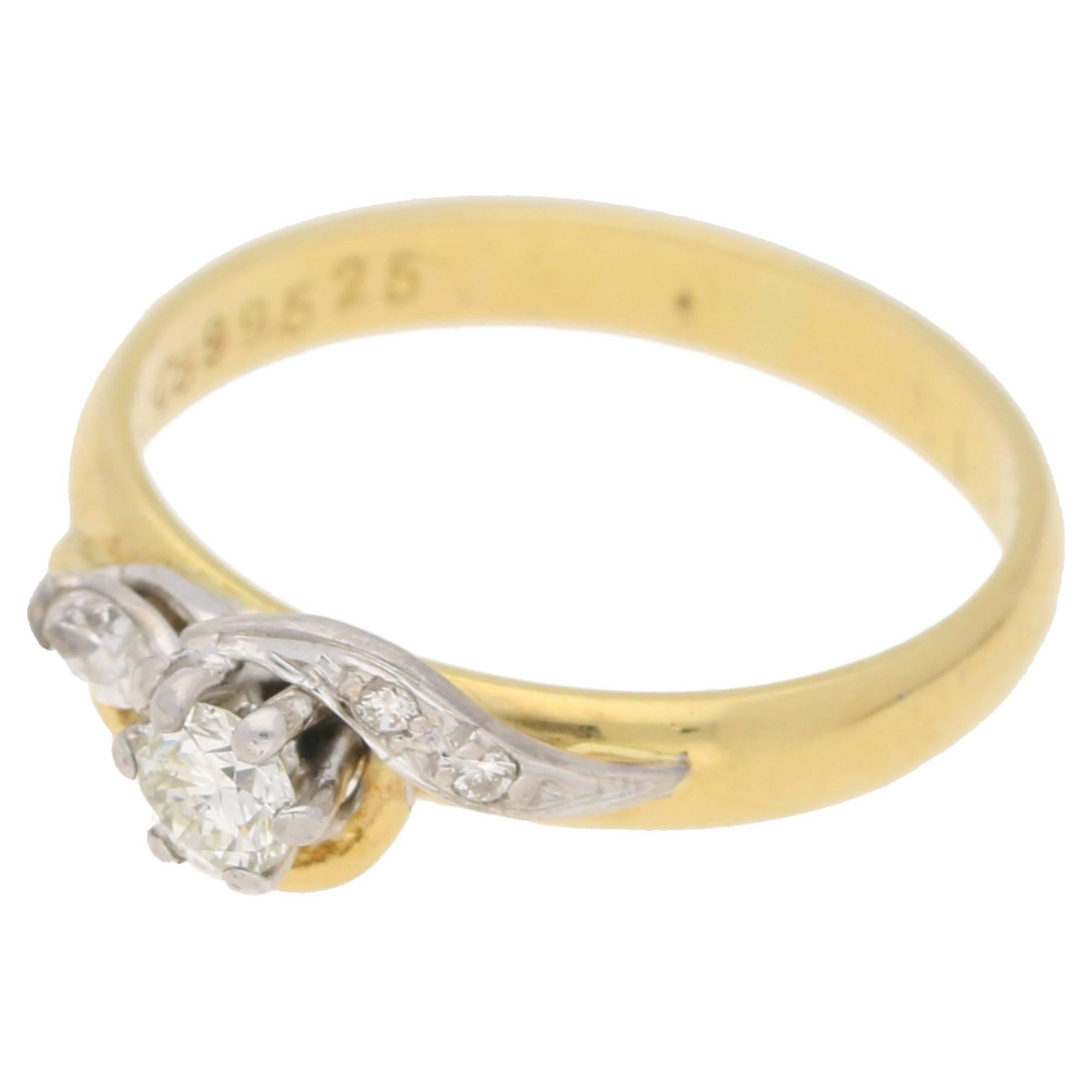 Single Stone Gold Diamond Engagement Ring In Excellent Condition In London, GB