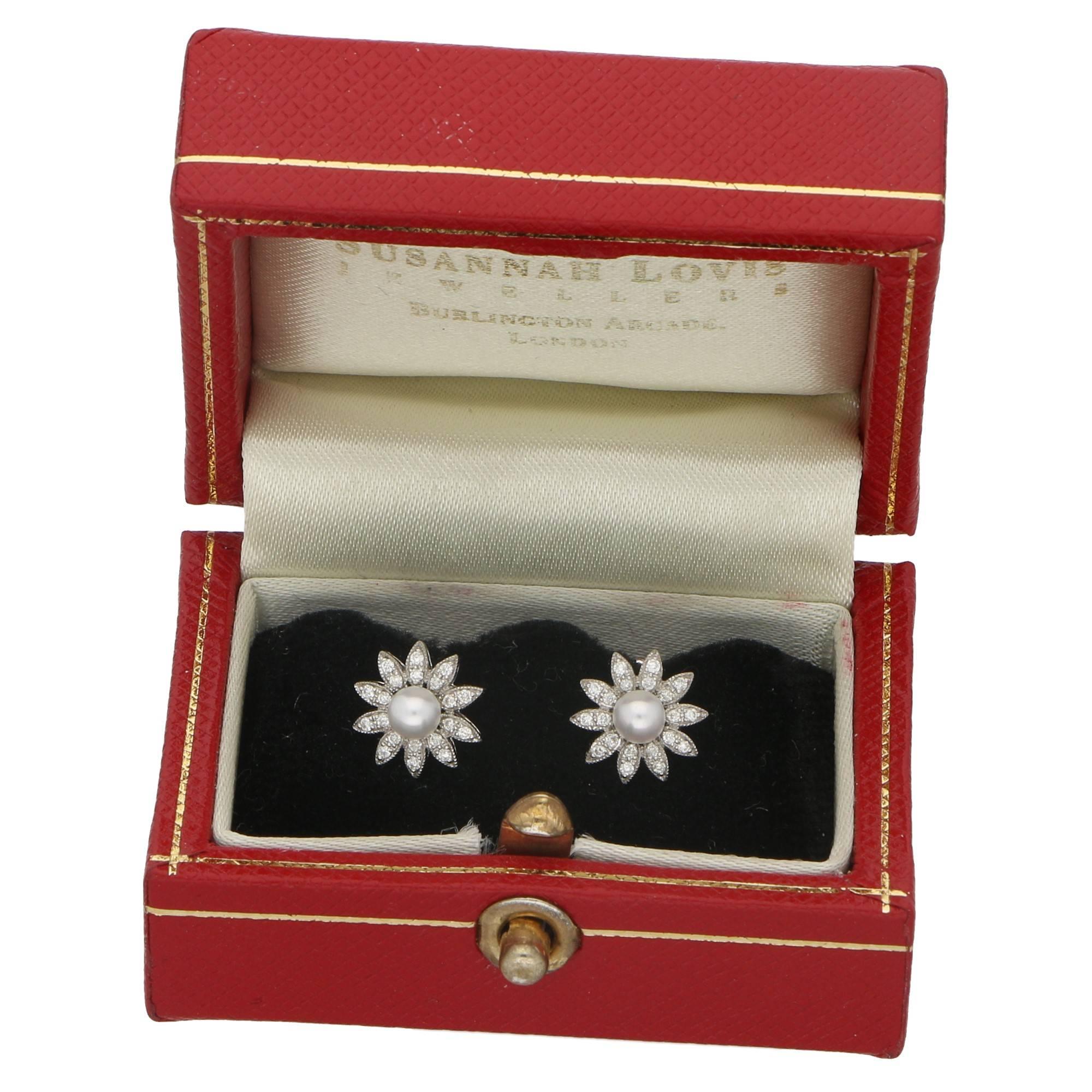 Pearl Diamond Floral Gold Stud Earrings In New Condition In London, GB