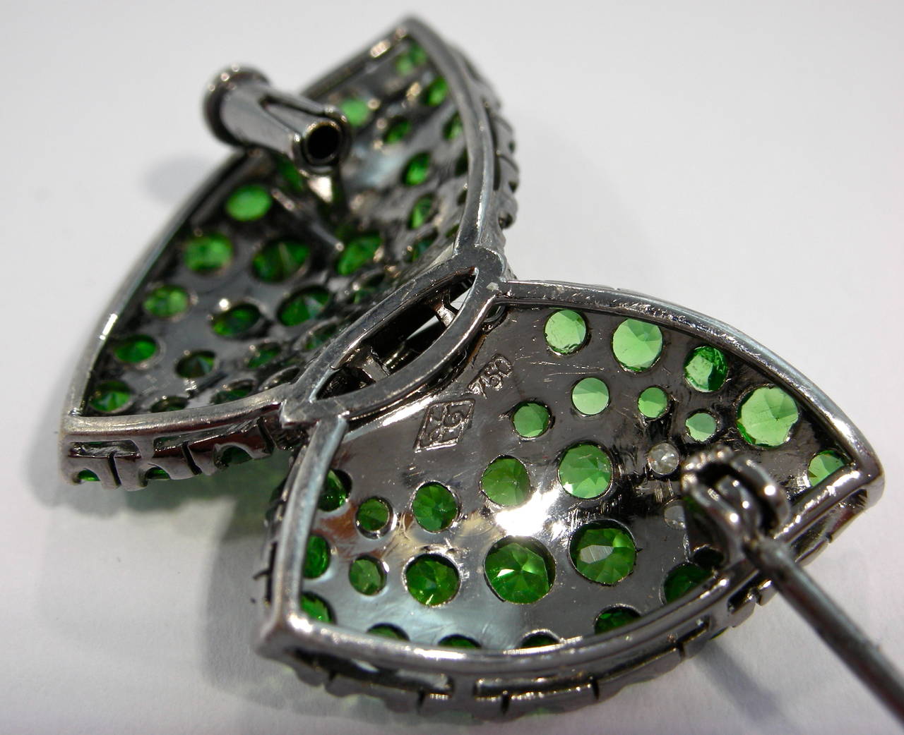 Jona Tsavorite White Diamond 18k White Gold Butterfly Pin Brooch 3