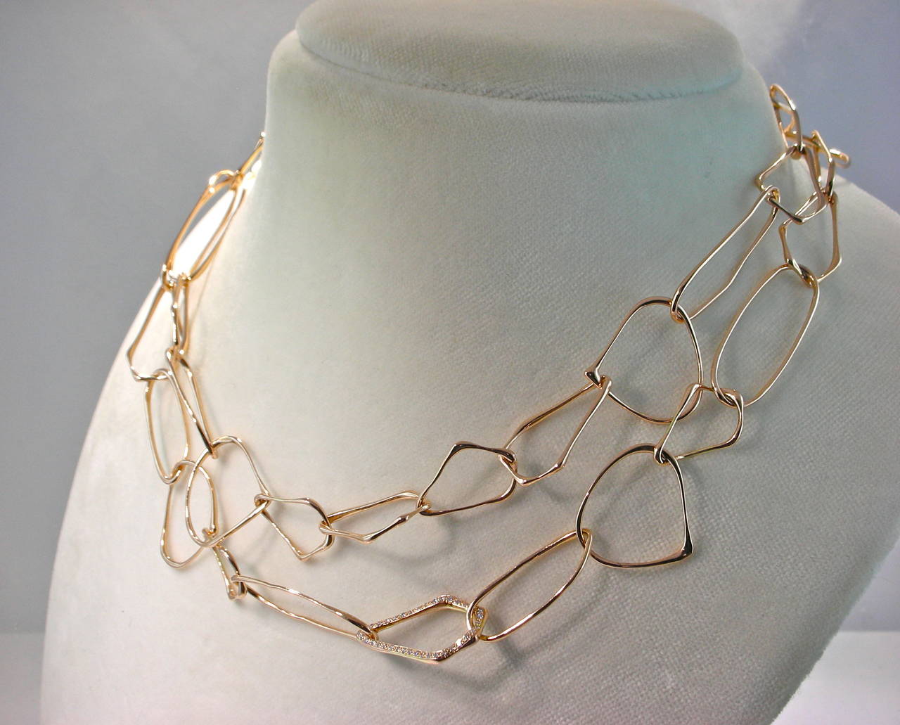 Alex Jona Free-Form 18 Karat Rose Gold Link Necklace with White Diamond Link For Sale 2