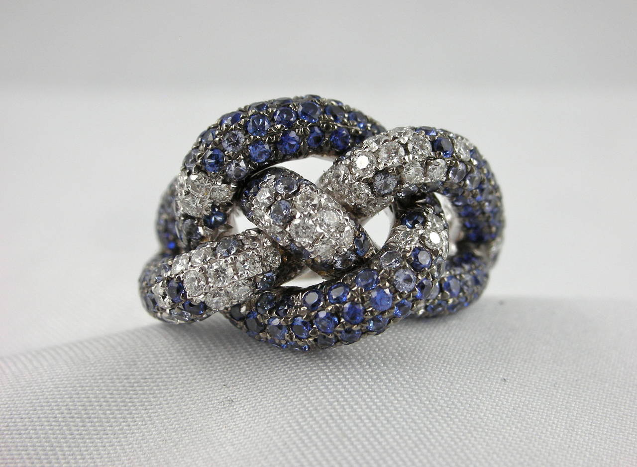 Jona Sapphire Diamond Pavé Gold Knot Ring