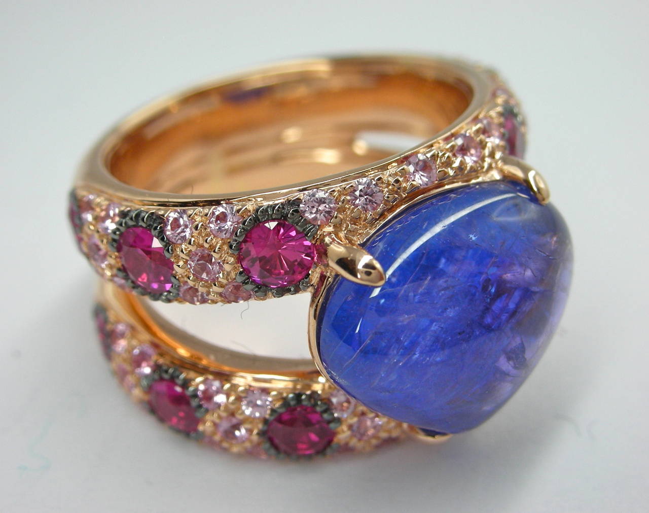 Tanzanite Sapphire Ruby Gold Ring In New Condition In Torino, IT