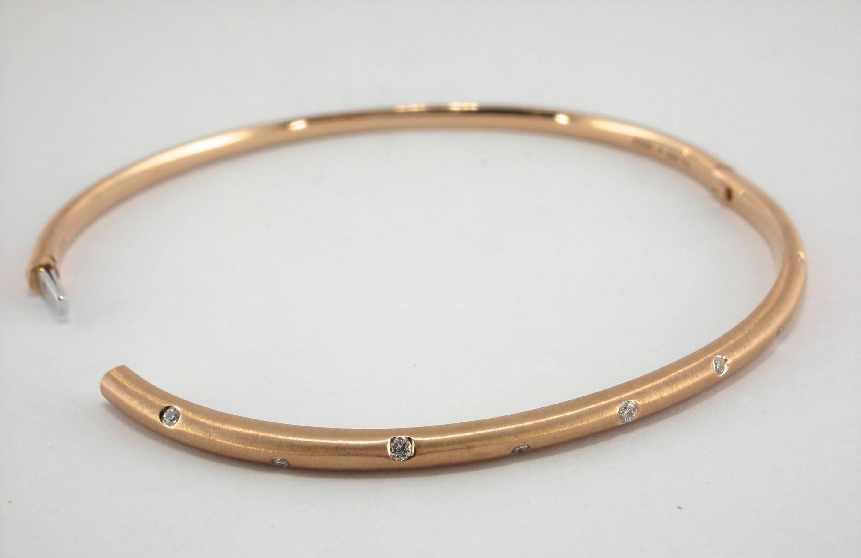 Alex Jona White Diamond 18 Karat Rose Gold Bangle Bracelet In New Condition In Torino, IT