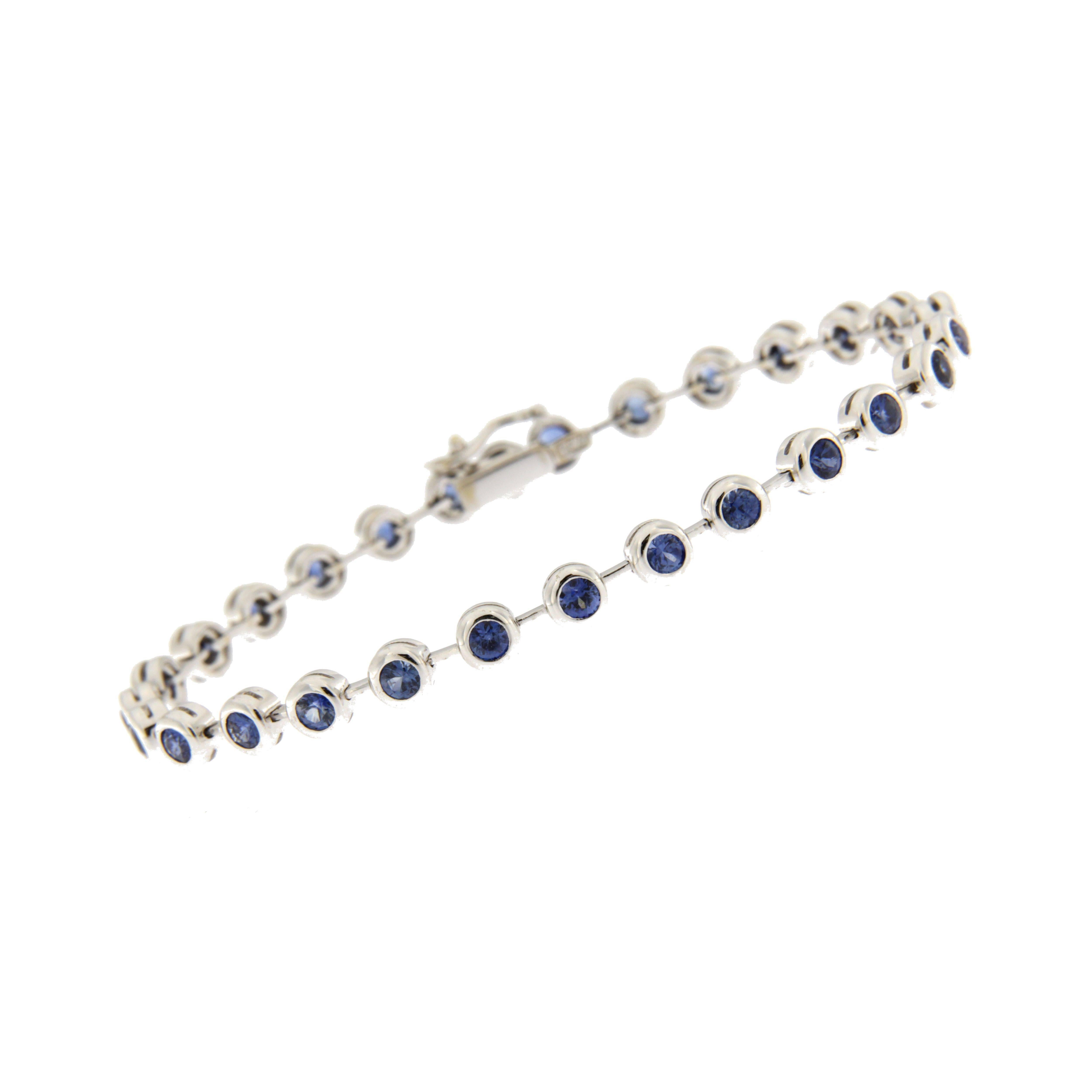 Women's or Men's Jona Blue Sapphire 18 Karat White Gold Tennis Bracelet
