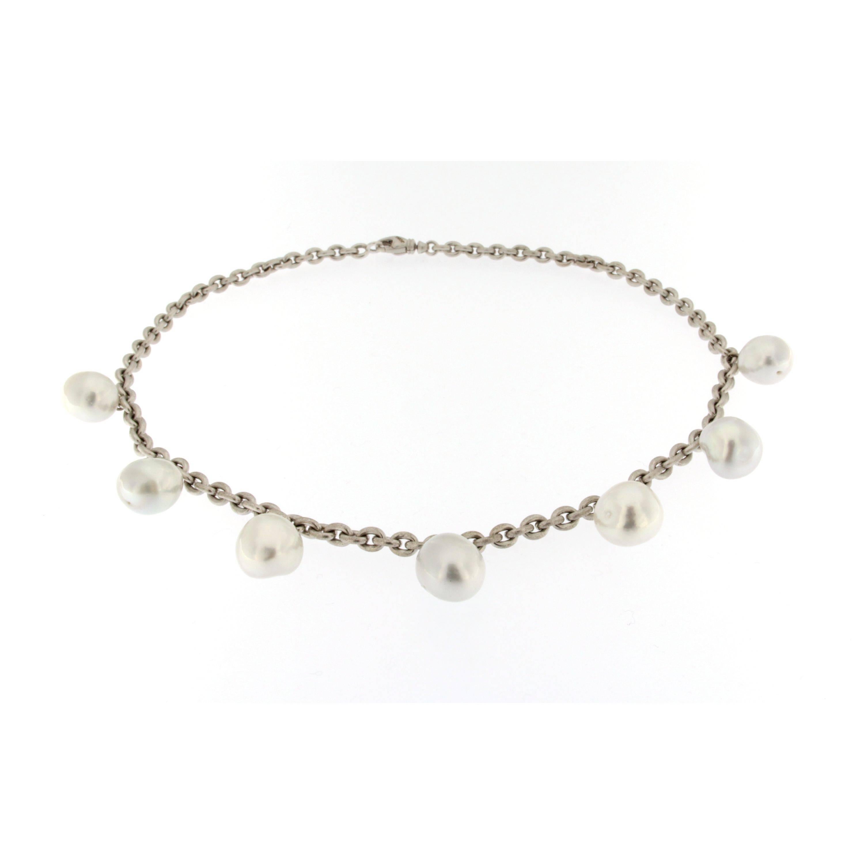 Round Cut Jona South Sea Baroque Light Grey Pearl 18 Karat White Satin Gold Chain Necklace