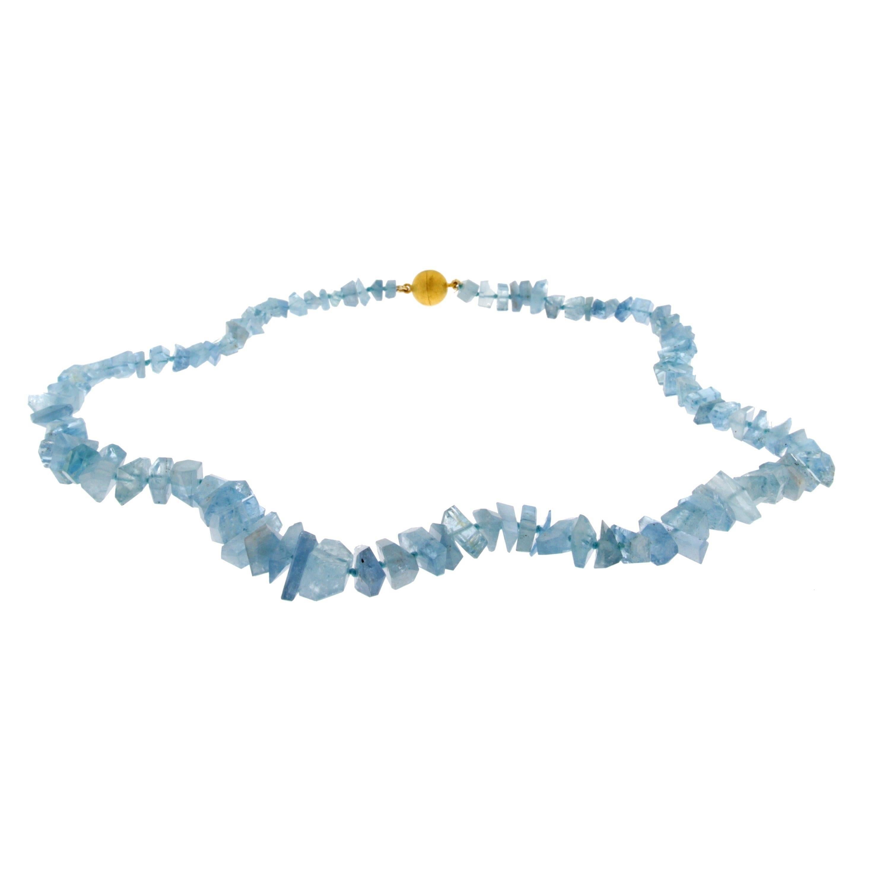 Jona design collection, hand crafted in Italy, faceted aquamarine necklace (22 cm/56 inch) with gilt sterling silver spherical clasp.
All Jona jewelry is new and has never been previously owned or worn. Each item will arrive at your door beautifully