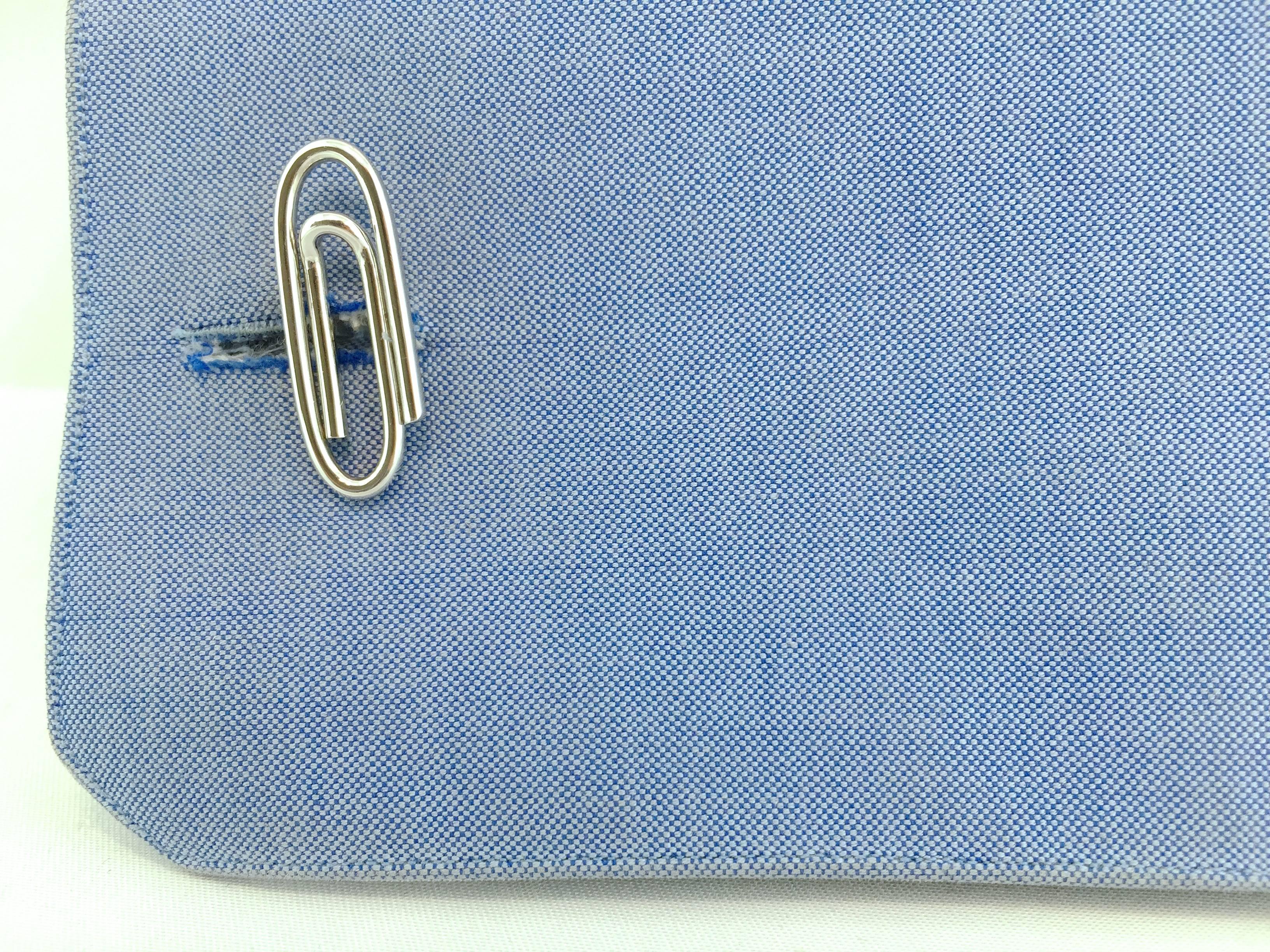 Jona design collection, hand crafted in Italy, Sterling silver paperclip cufflinks with toggle back. Marked 