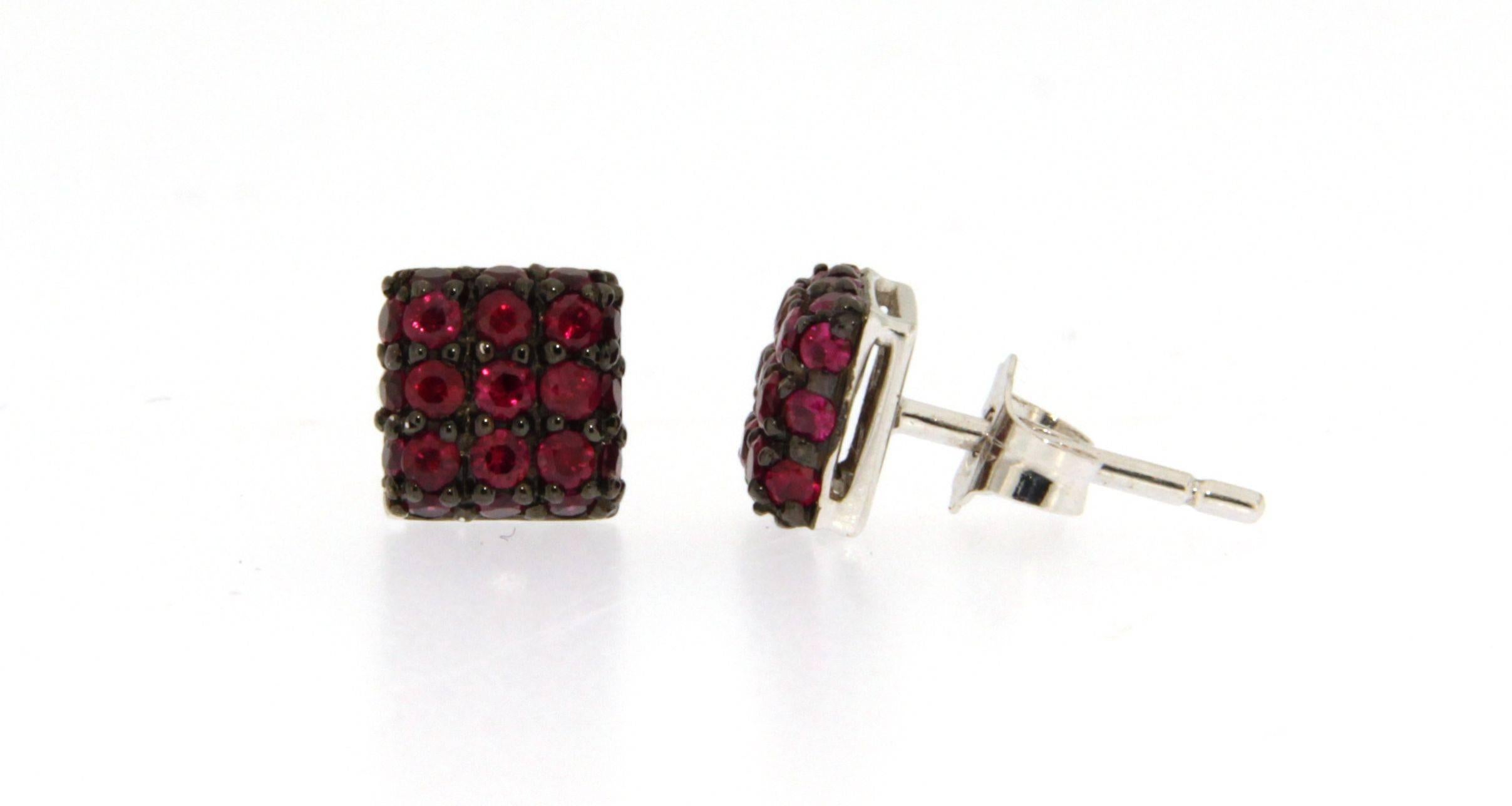 Jona Ruby 18 Karat White Gold Square Stud Earrings In New Condition In Torino, IT