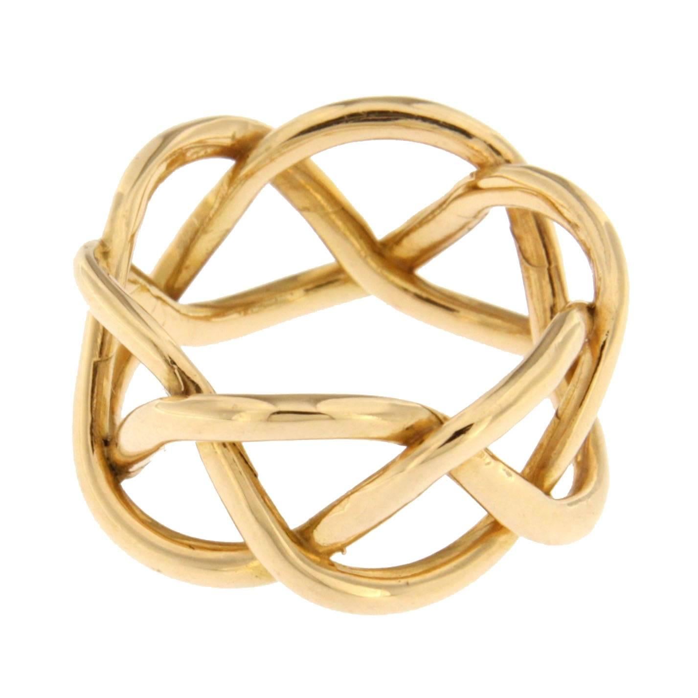 Jona 18 Karat Yellow Gold Twisted Band Ring In New Condition In Torino, IT
