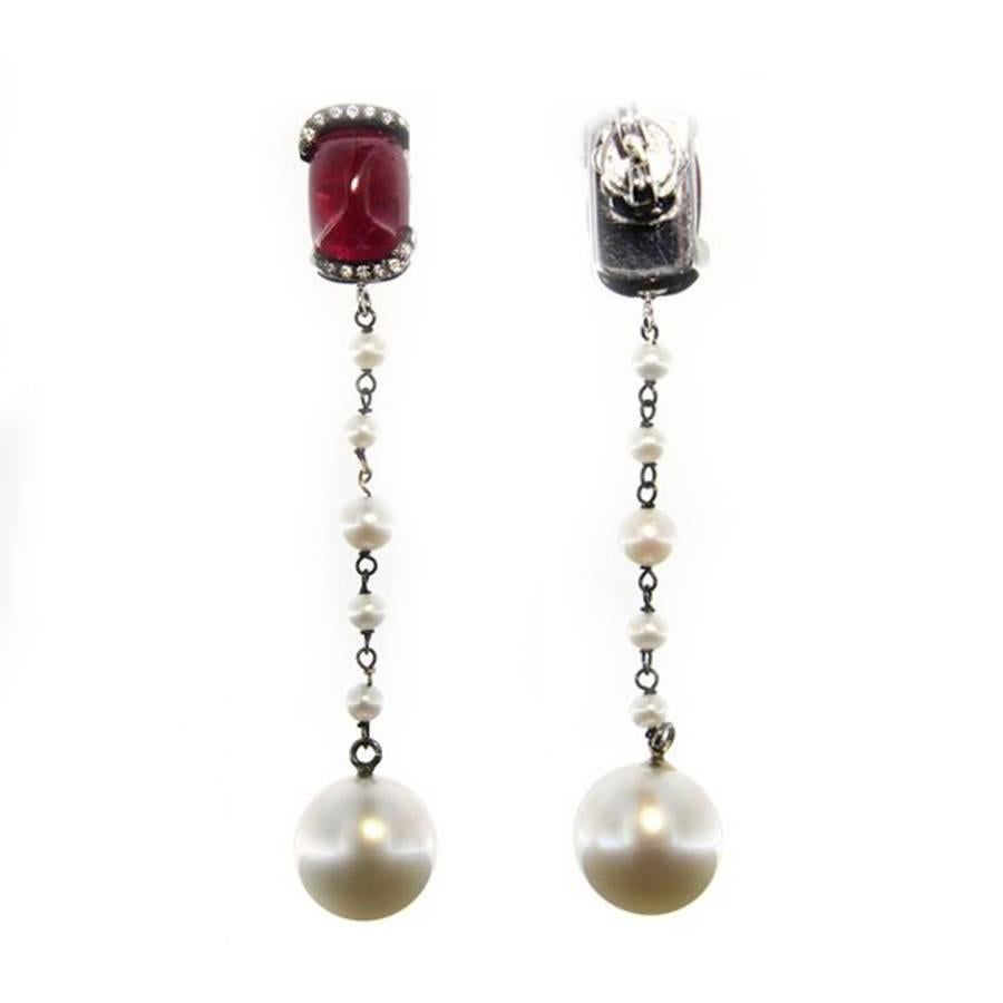 Jona Ruby South Sea Pearl White Diamond 18 Karat White Gold Dangle Earrings In New Condition In Torino, IT
