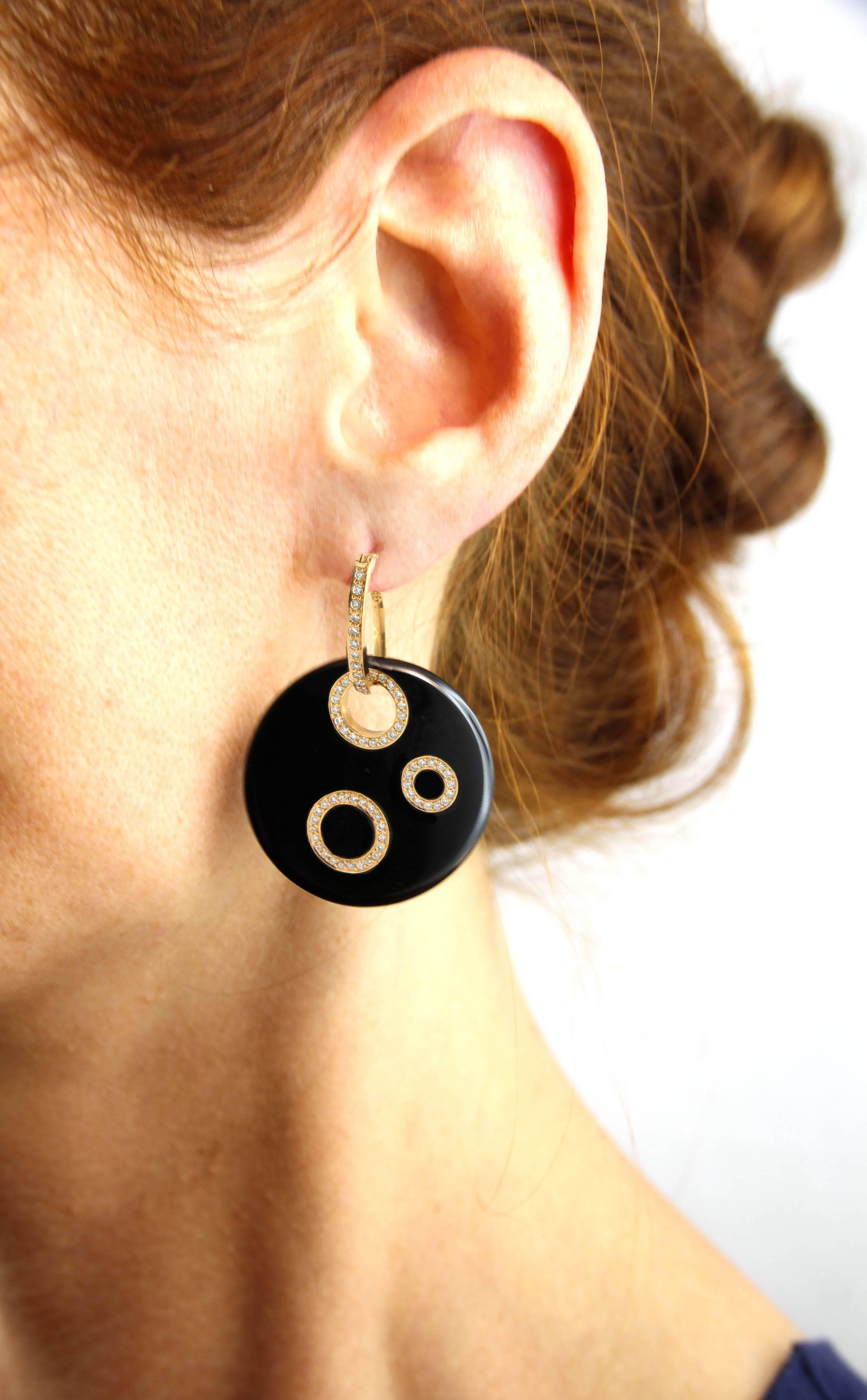 Taille ronde Pendants d'oreilles Alex Jona en or, onyx et diamants en vente