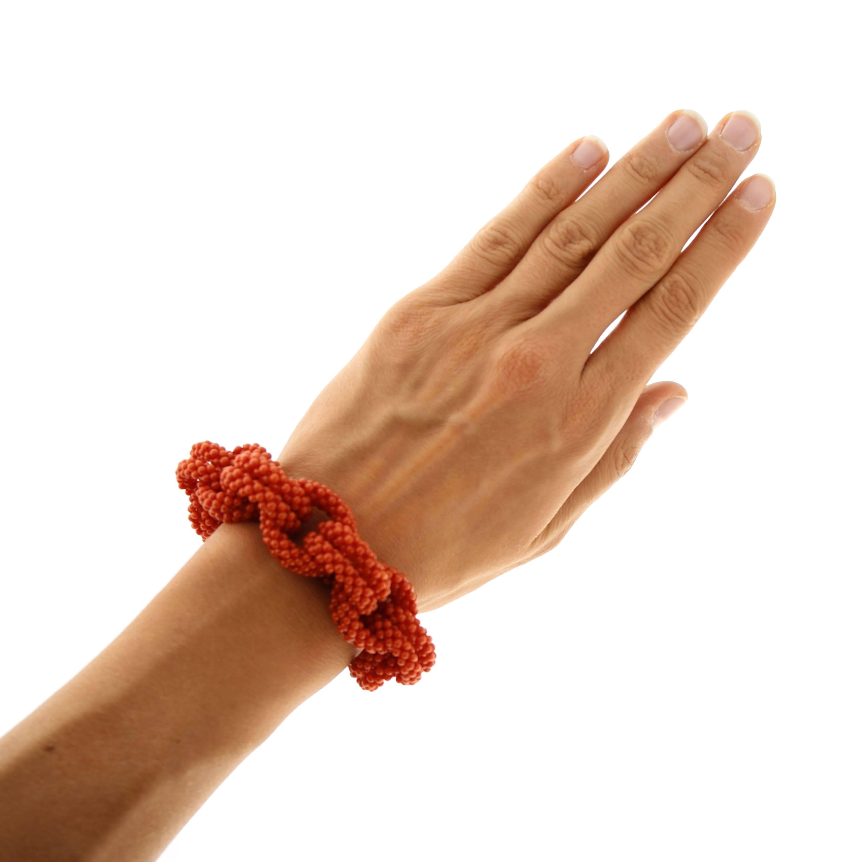 Jona design collection, hand crafted in Italy, curb-link bracelet, composed of Mediterranean red coral spheres with 18kt yellow gold clasp. 

All Jona jewelry is new and has never been previously owned or worn. Each item will arrive at your door