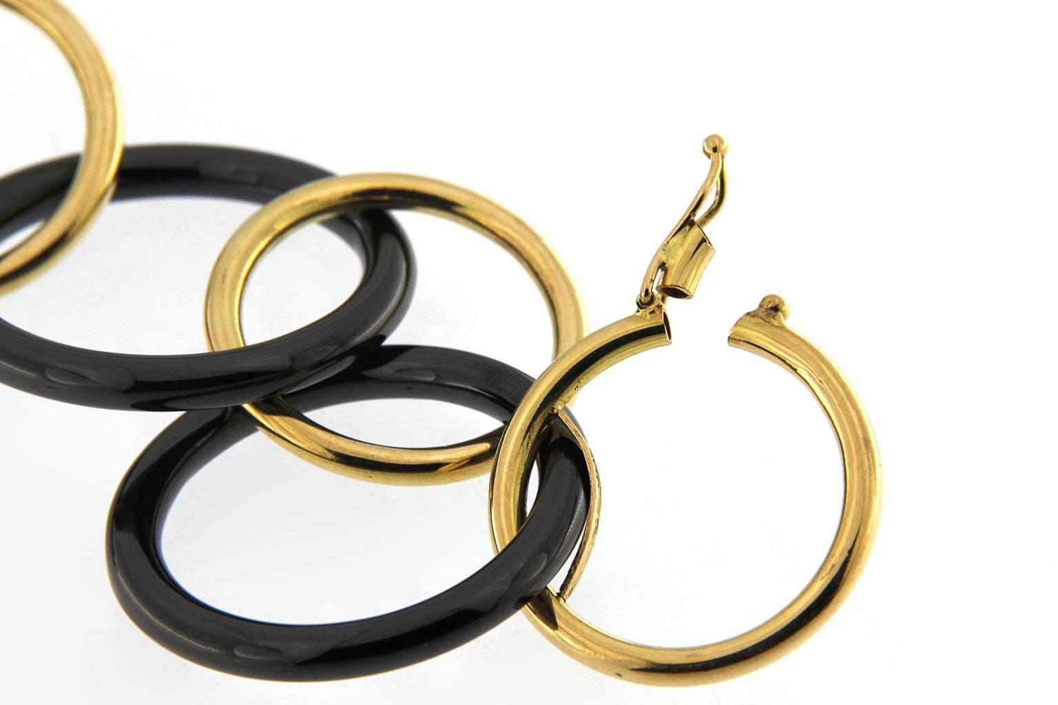 Jona High-Tech Black Ceramic 18 Karat Yellow Gold Circle Link Bracelet In New Condition In Torino, IT