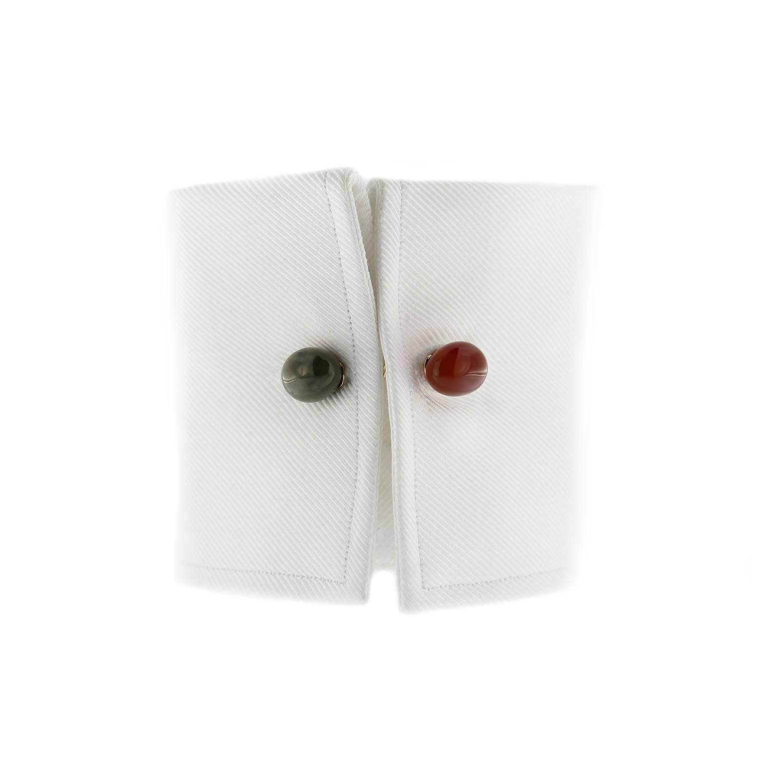 Jona design collection, crafted in Italy, 18 karat yellow gold, hand-carved egg-shaped Moss Agate and Carnelian cufflinks.
All Jona jewelry is new and has never been previously owned or worn. Each item will arrive at your door beautifully gift