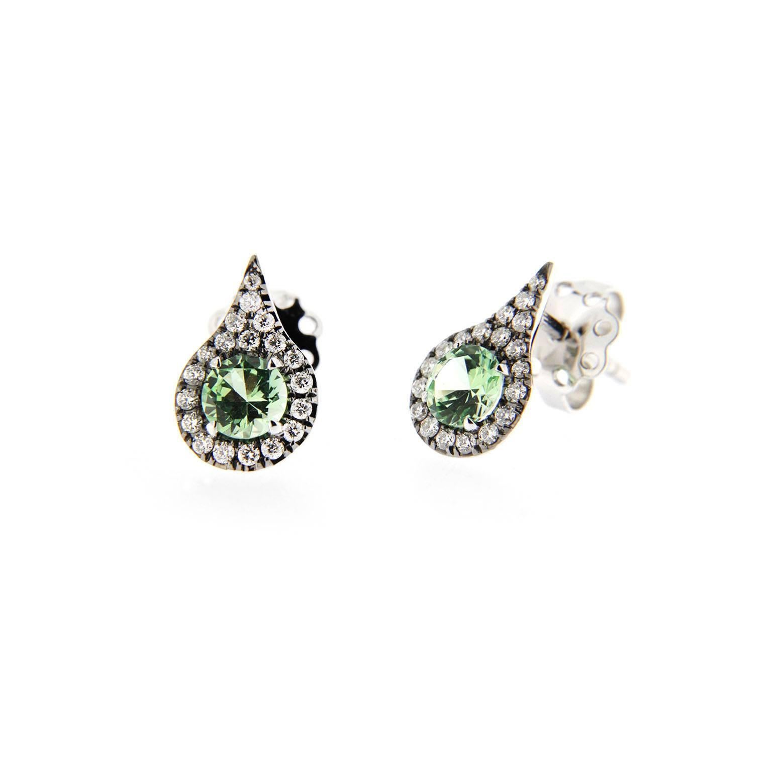Jona Mint Green Grossular Garnet White Diamond 18 Karat White Gold Earrings In New Condition In Torino, IT