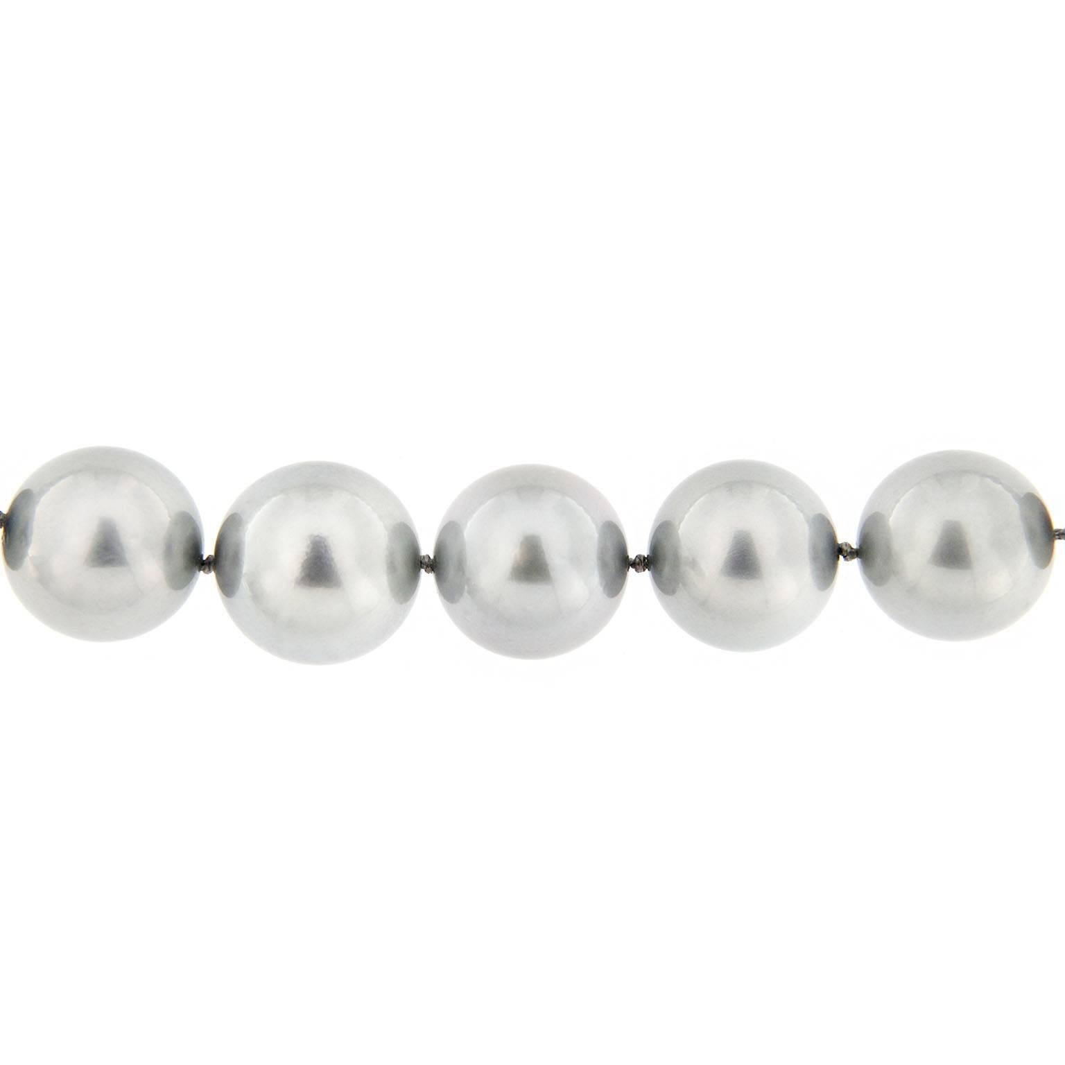 Jona Tahiti Light Grey Pearl Necklace In New Condition In Torino, IT