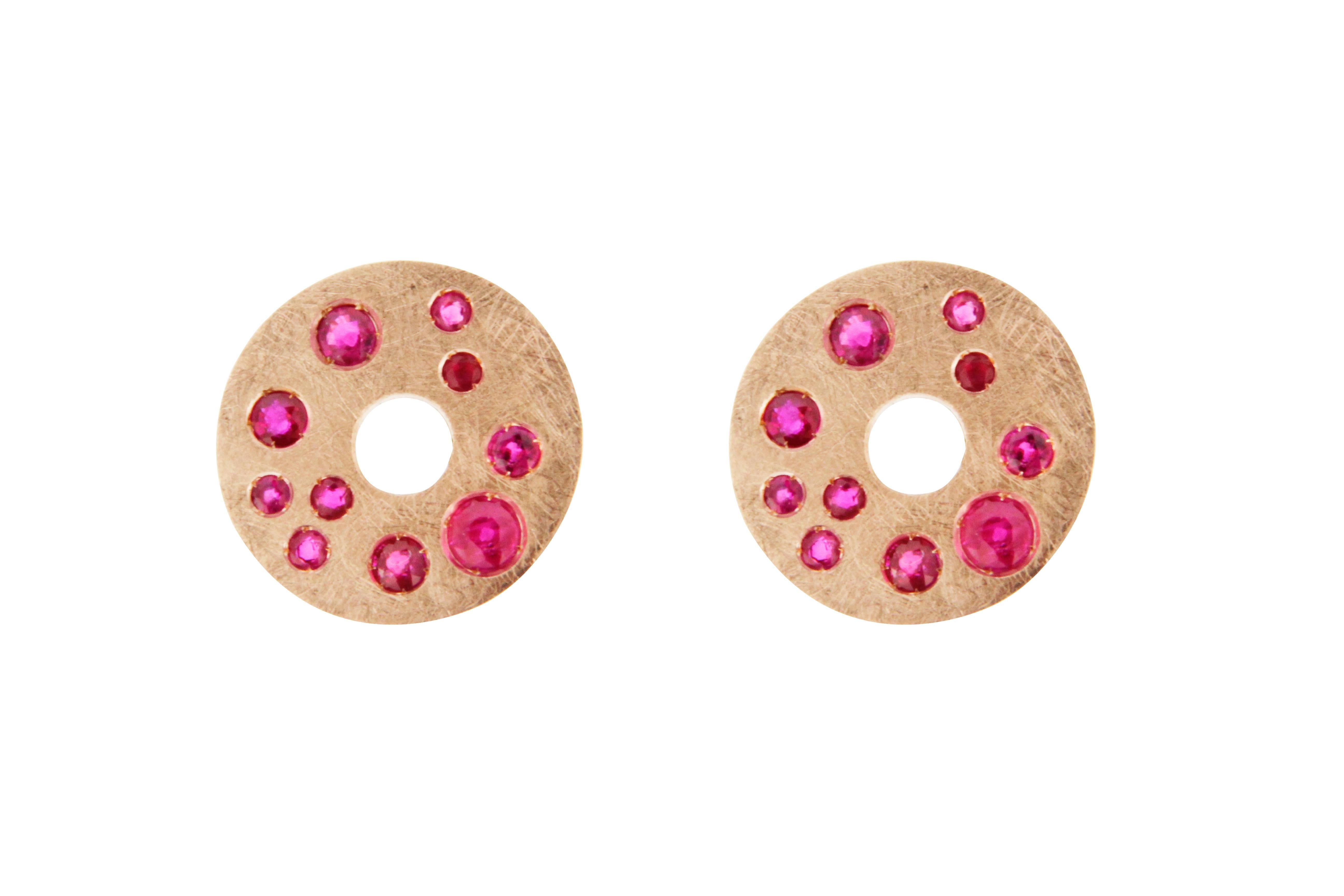 Round Cut Jona Ruby 18 Karat  Brushed Pink Gold Stud Earrings