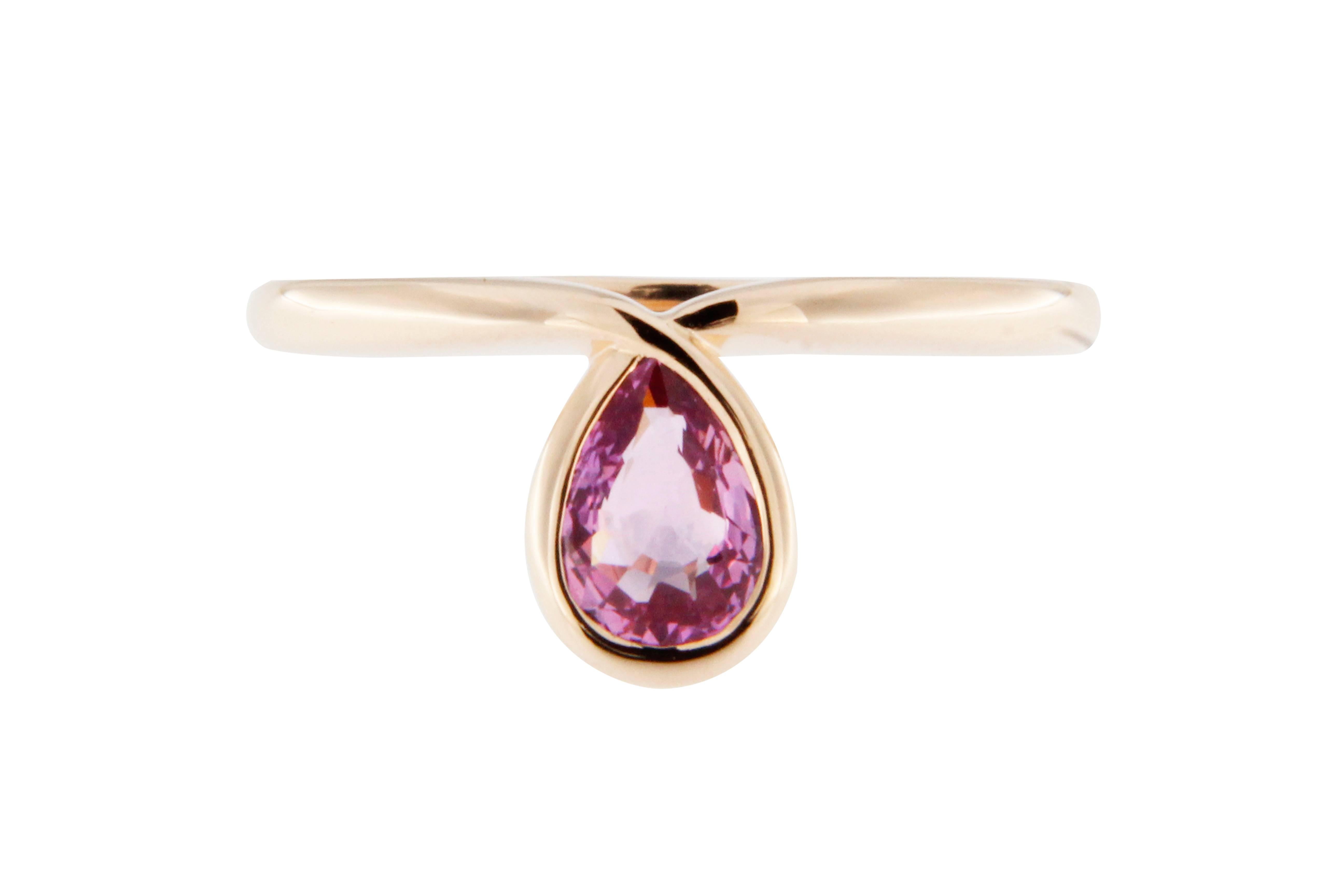 Jona Pink Sapphire 18 karat Rose Gold Solitaire Ring In New Condition In Torino, IT