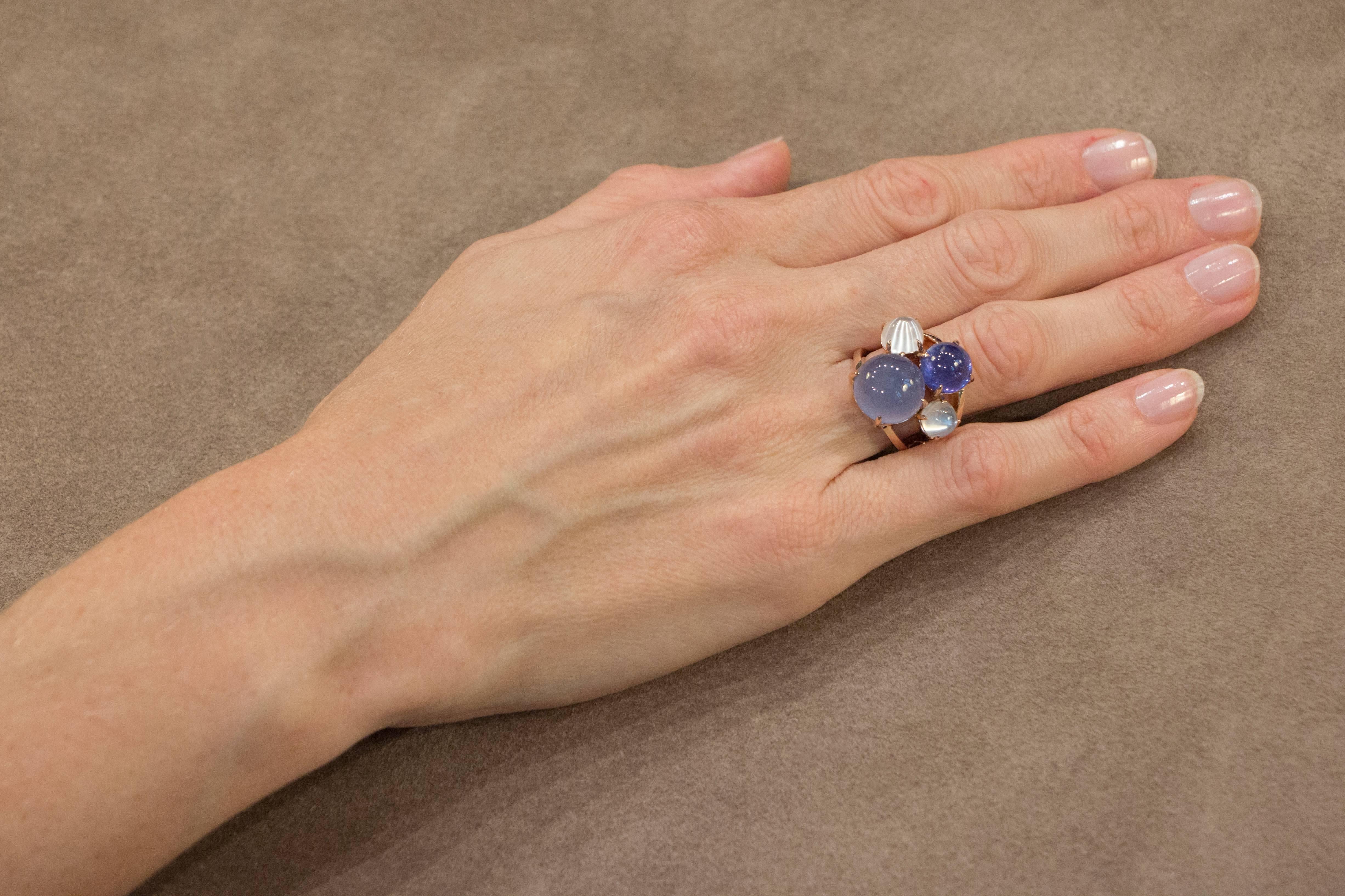 Jona design collection, hand crafted in Italy, 18 karat rose gold ring featuring 4.05 carats of Tanzanite, 6.95 carats of Chalcedony and 4.10 carats of Moonstone. Signed Jona. Us Ring size 6 /EU ring size 12.
Dimensions: 1.07 in. H x 0.85 in. W x