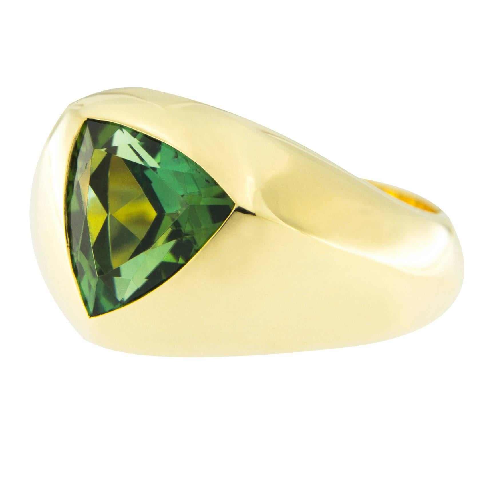 Alex Jona Trillion Cut Green Tourmaline 18 Karat Yellow Gold Dome Ring In New Condition In Torino, IT
