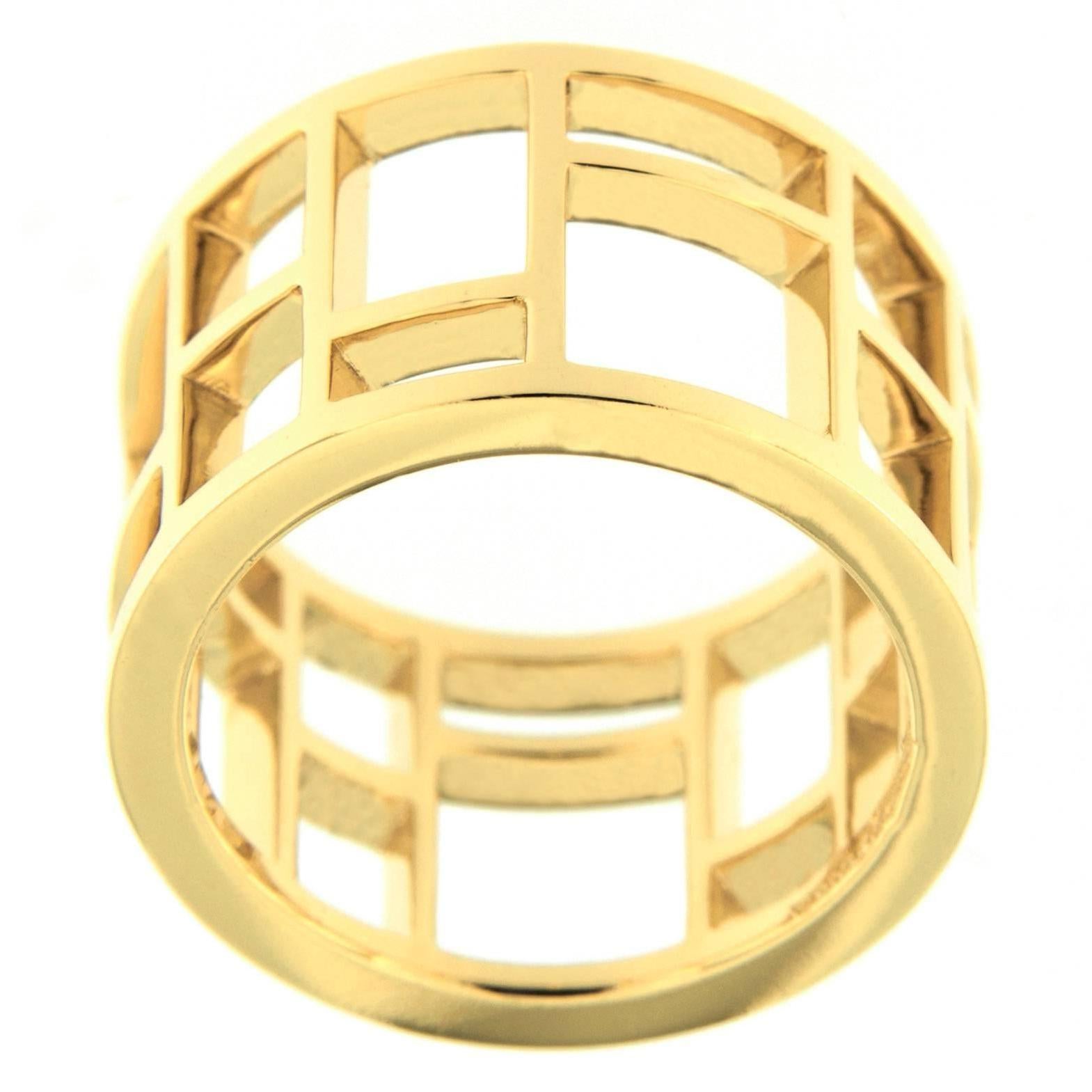 Jona 18 Karat Yellow Gold Geometric Open Band Ring In New Condition In Torino, IT